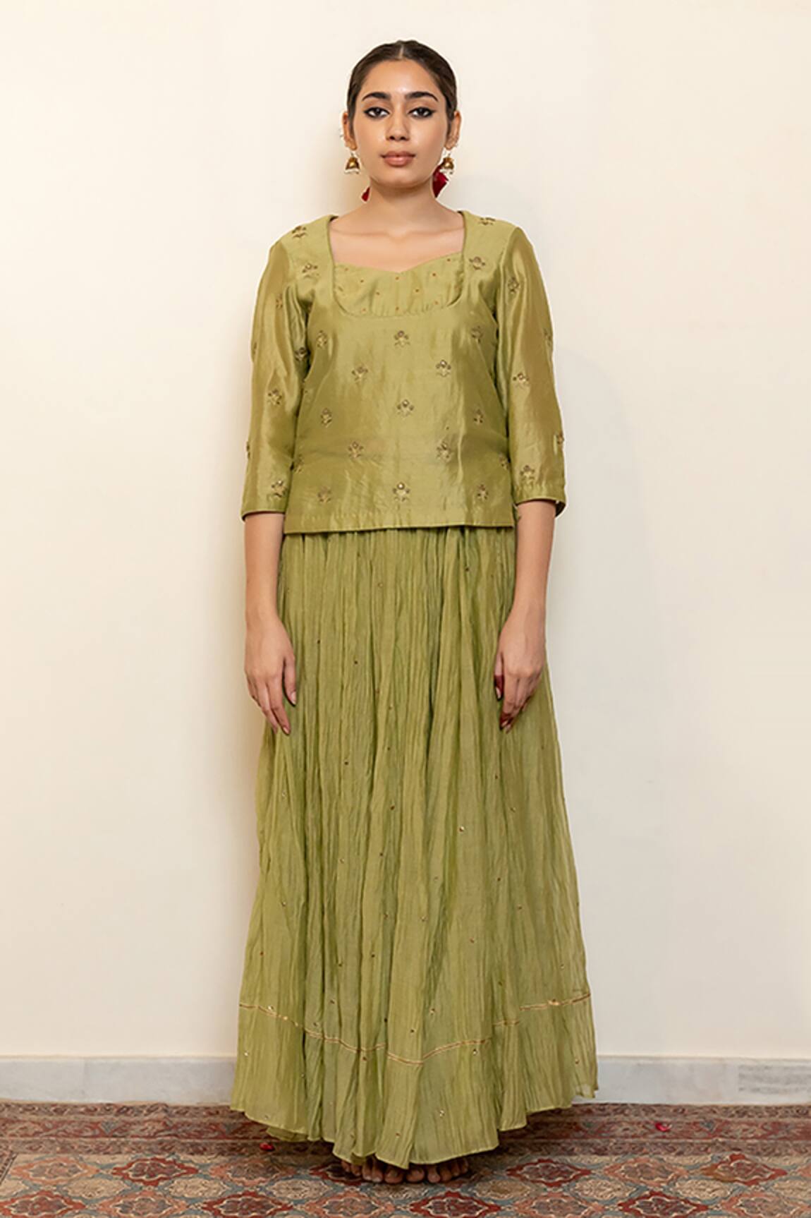 Nirjara Heer Embroidered Kanchadi Blouse & Lehenga Set