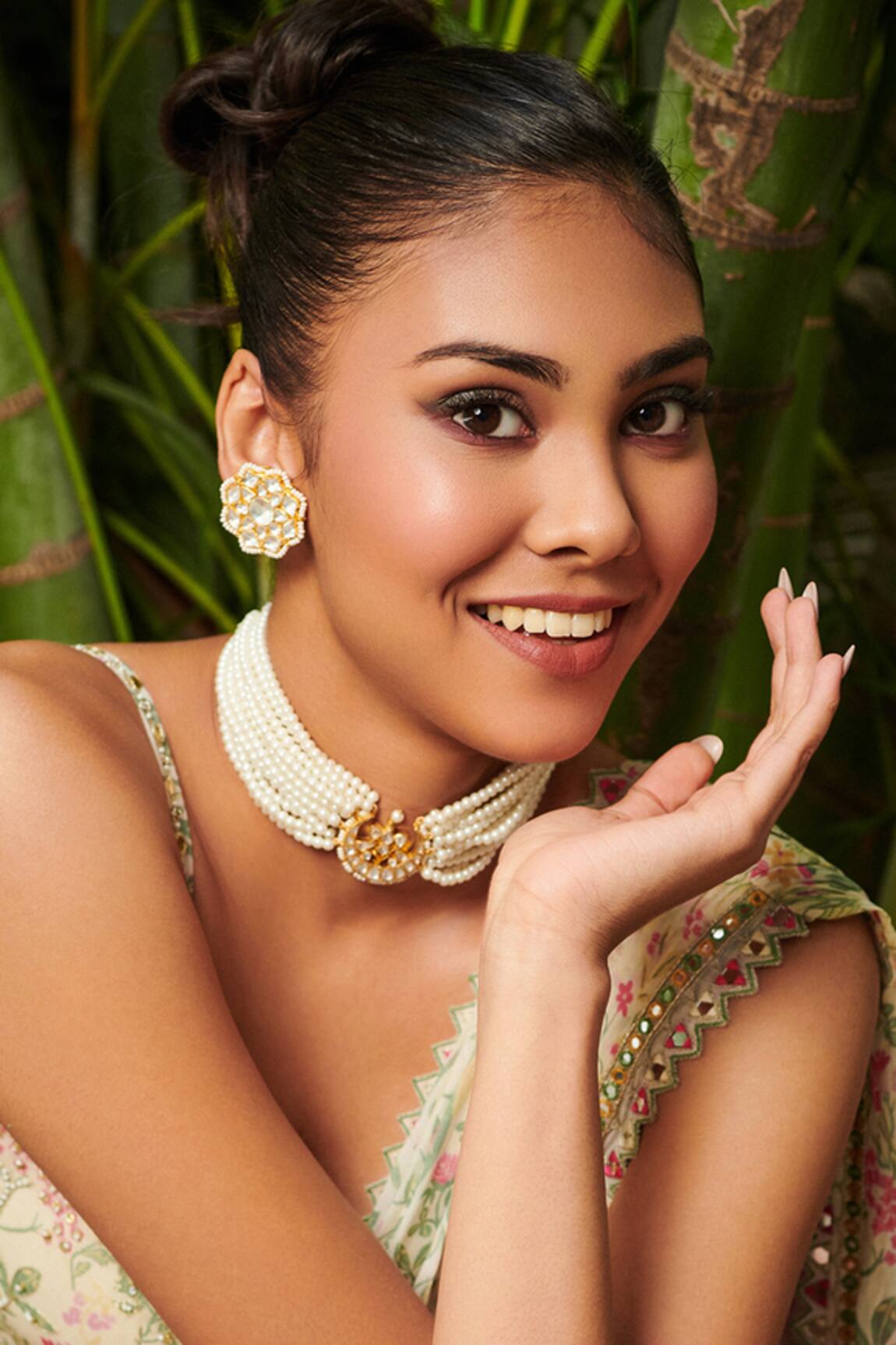 Riana Jewellery Floral Jadtar Stones & Pearls Necklace Set