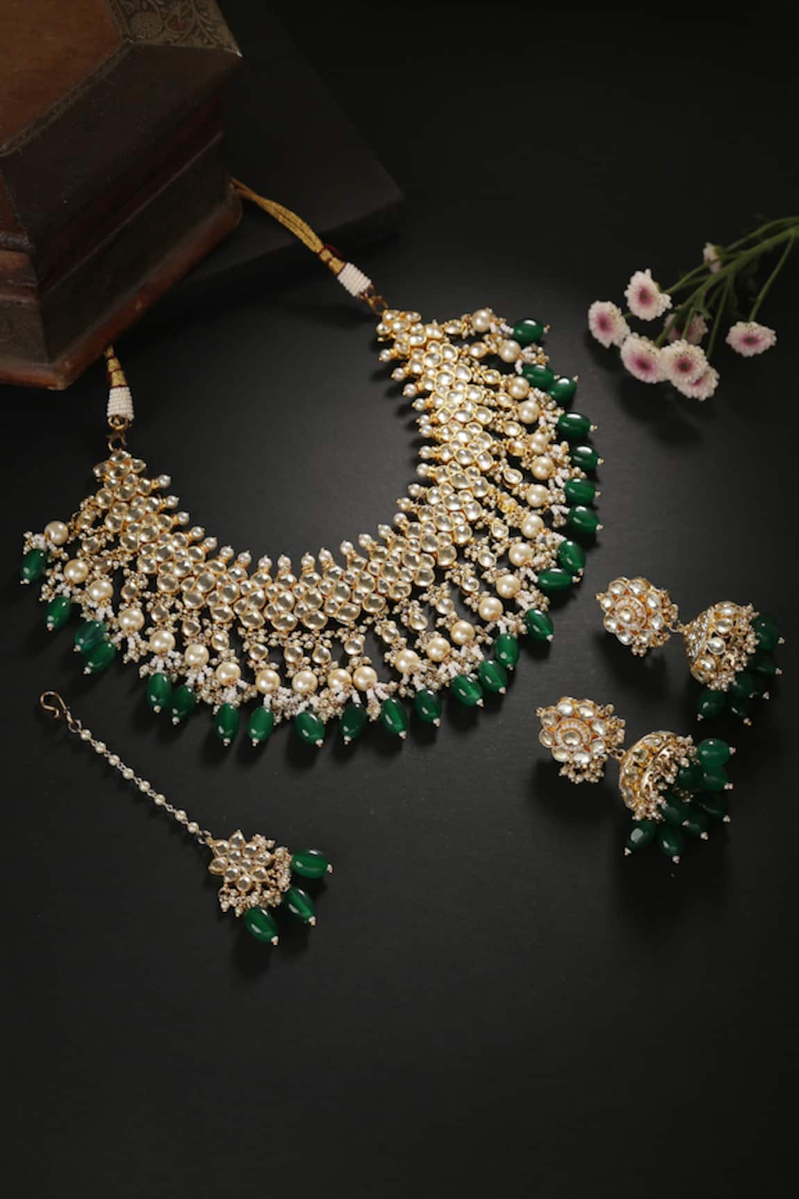 Minaki Kundan Pearl Necklace Set 