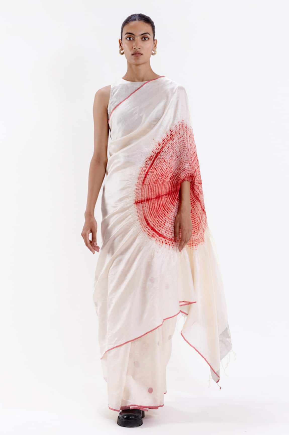 Studio Medium Silk Shibori Handwoven Saree With Running Blouse