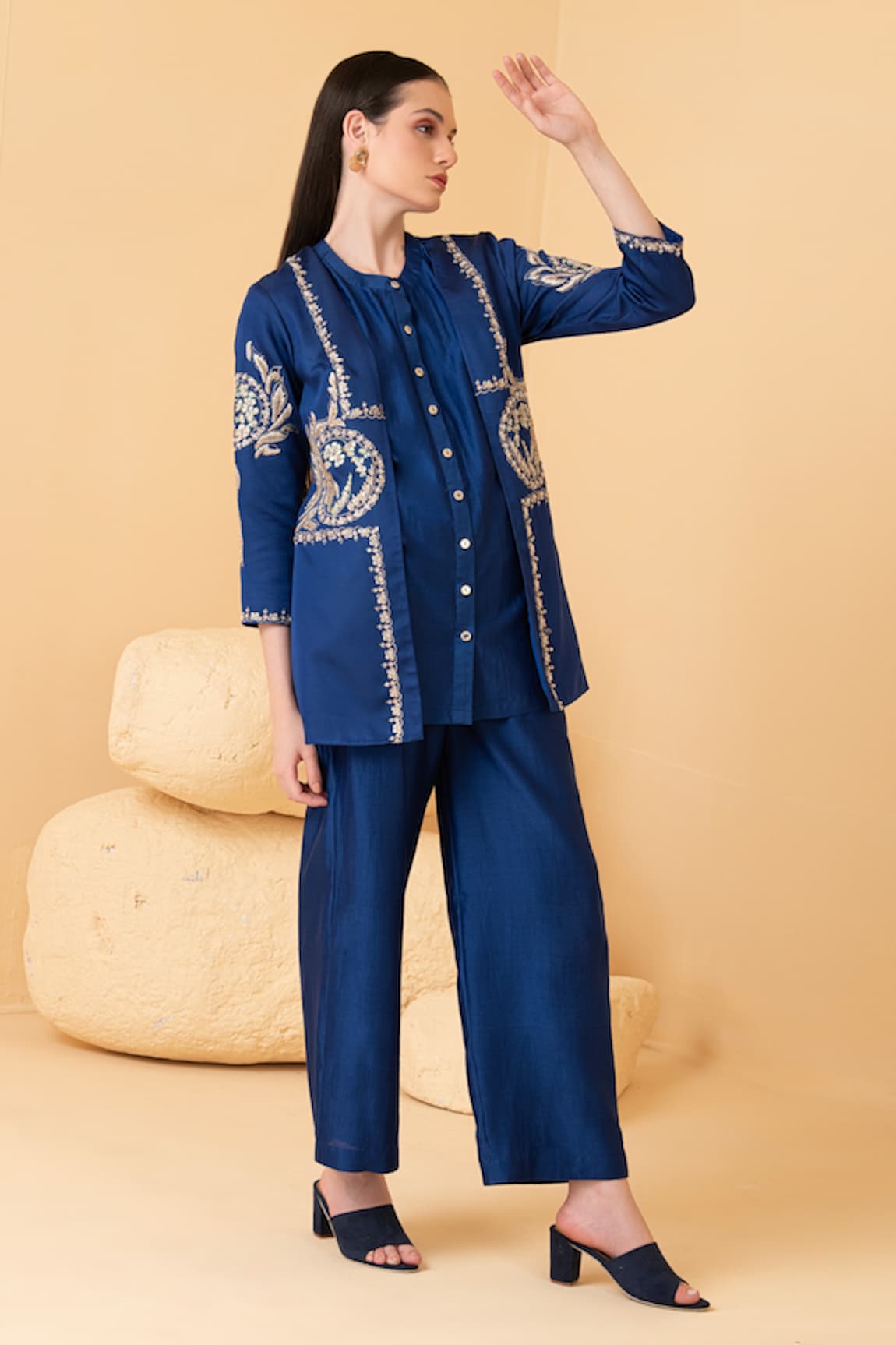 Divi by sonal khandelwal Zari Embroidered Jacket With Chanderi Pant Set