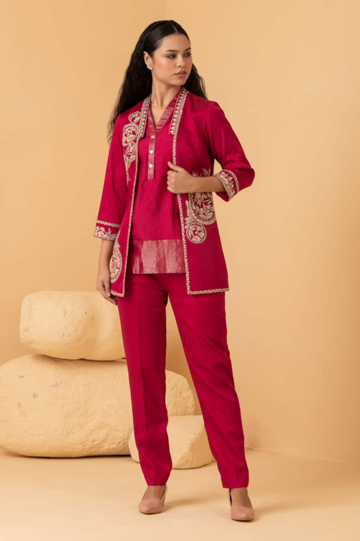 Divi by sonal khandelwal Floral Embroidered Jacket Pant Set