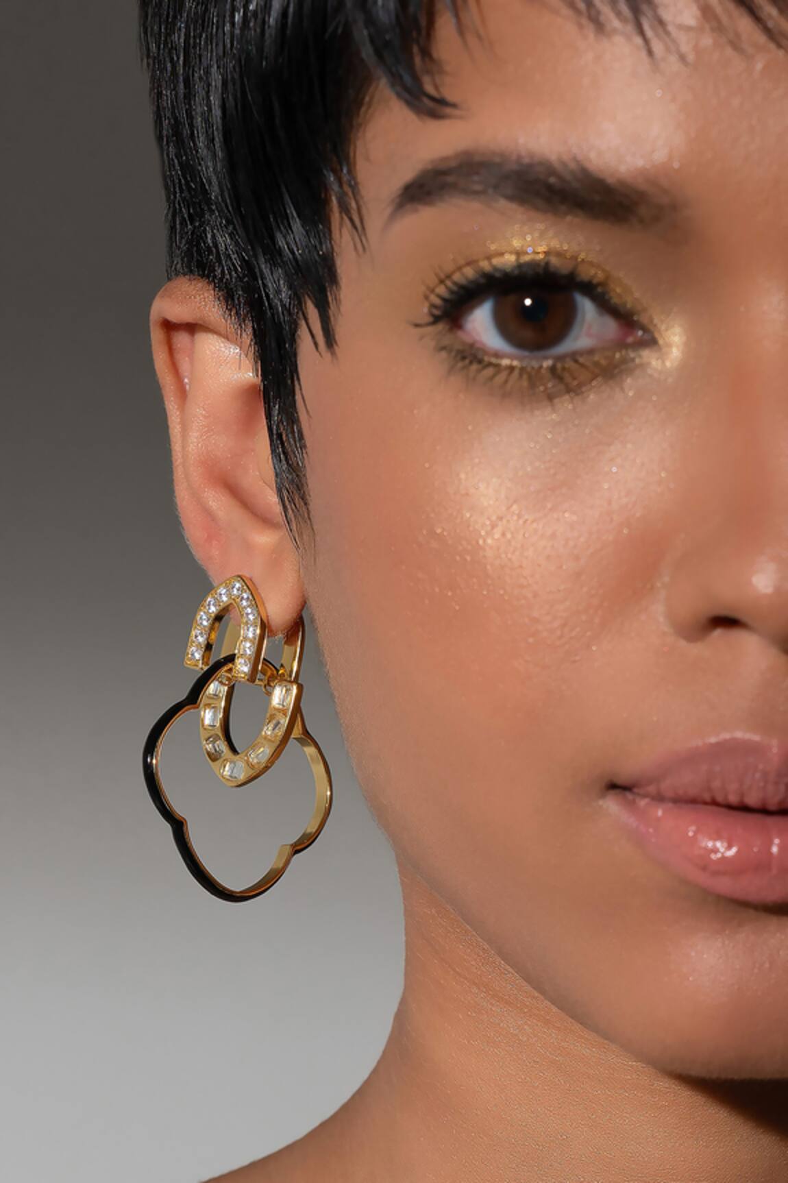 Isharya Sliving Arabesque Shaped Earrings