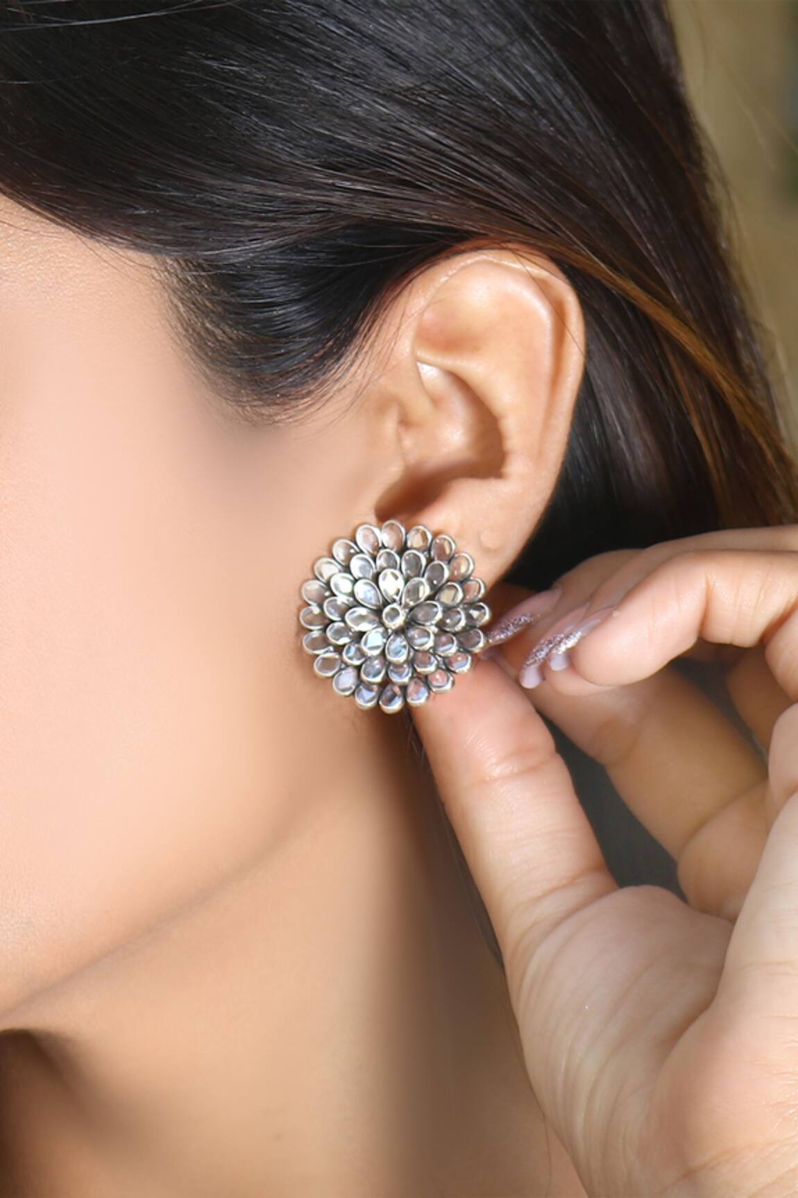 Noor Floral Checker Ear Studs