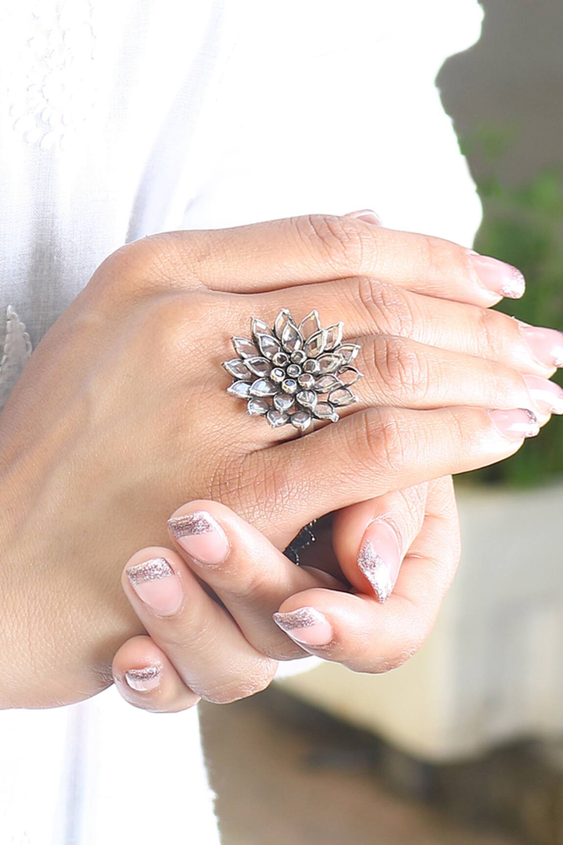 Noor Floral Checker Stone Studded Ring