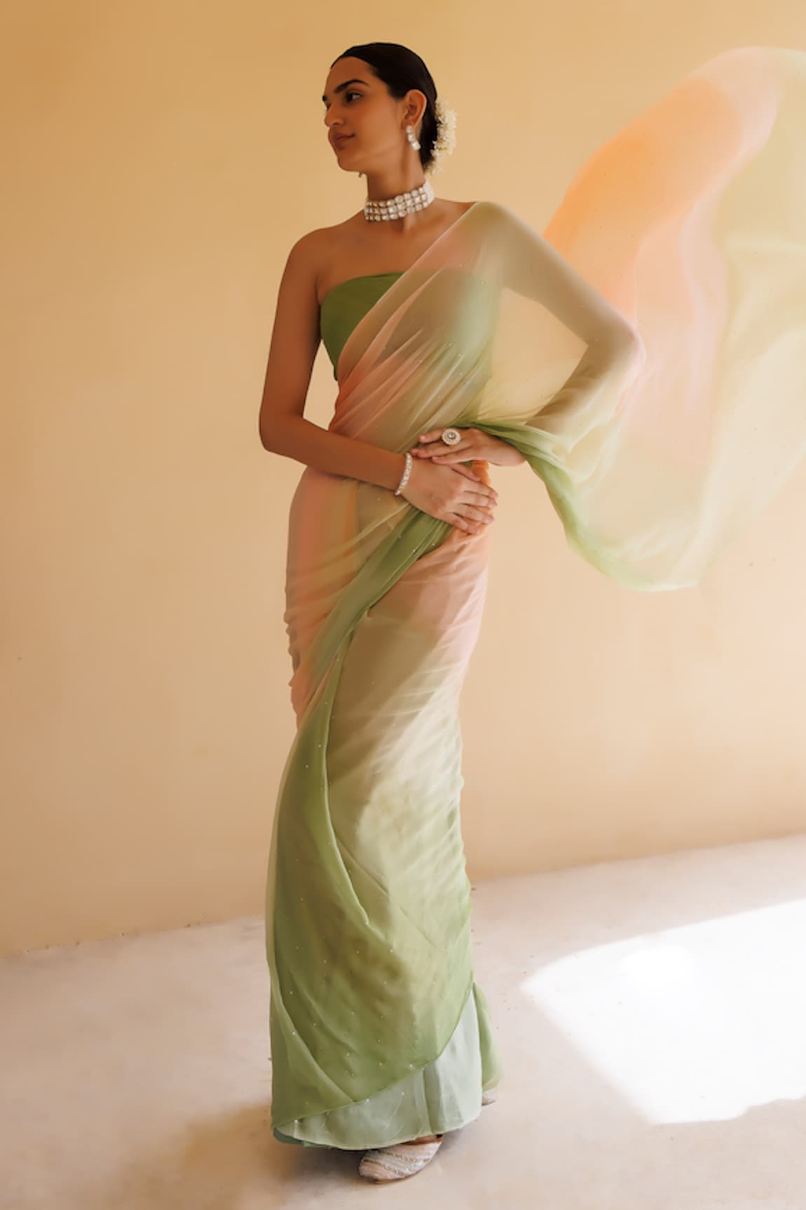 Geroo Jaipur Shaded Saree With Unstitched Blouse Fabric