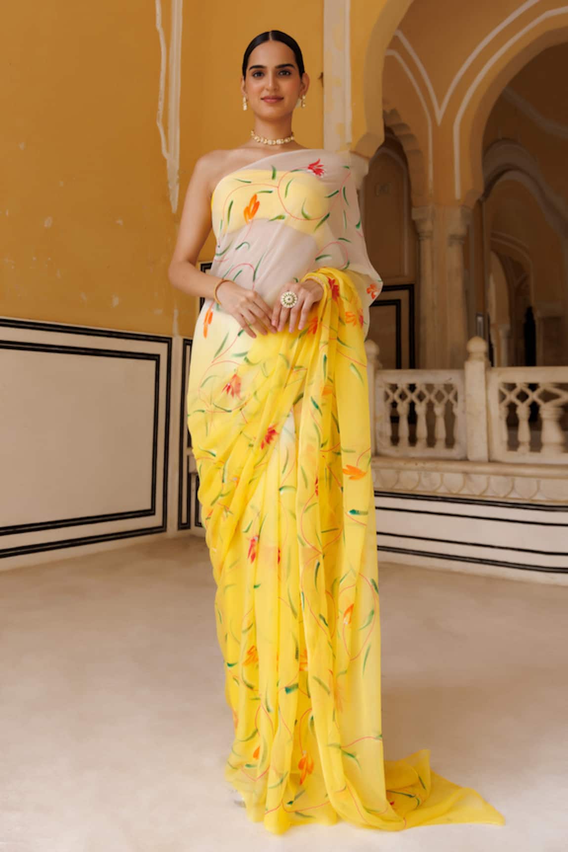 Geroo Jaipur Chiffon Floral Pattern Saree With Unstitched Blouse Fabric