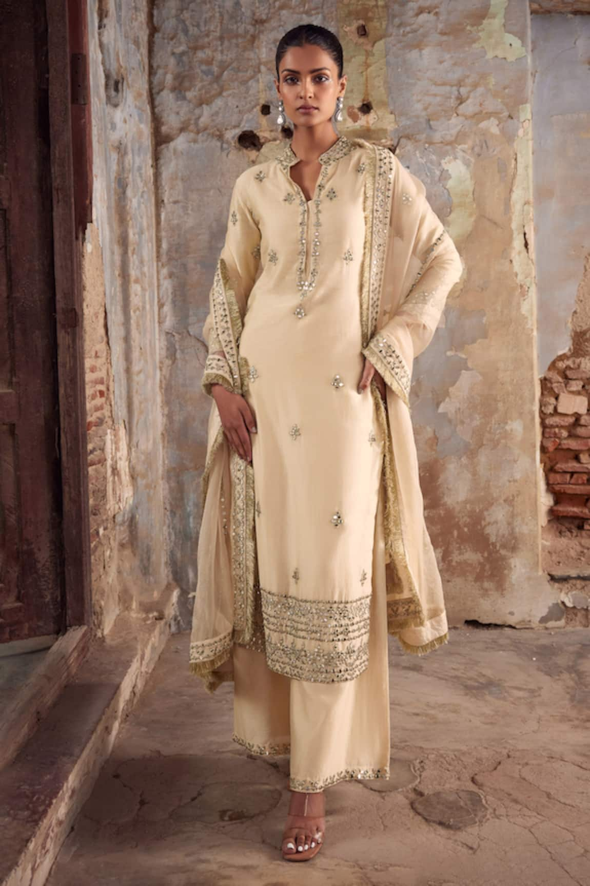 labelMayaa Chanderi Embroidered Kurta Palazzo Set