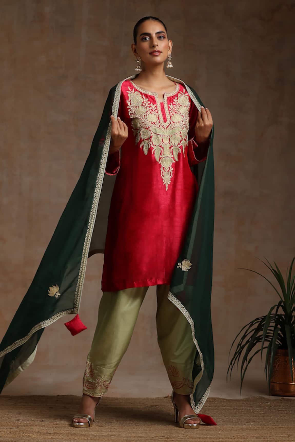Wazir C Silk Kashmiri Work Kurta Pant Set