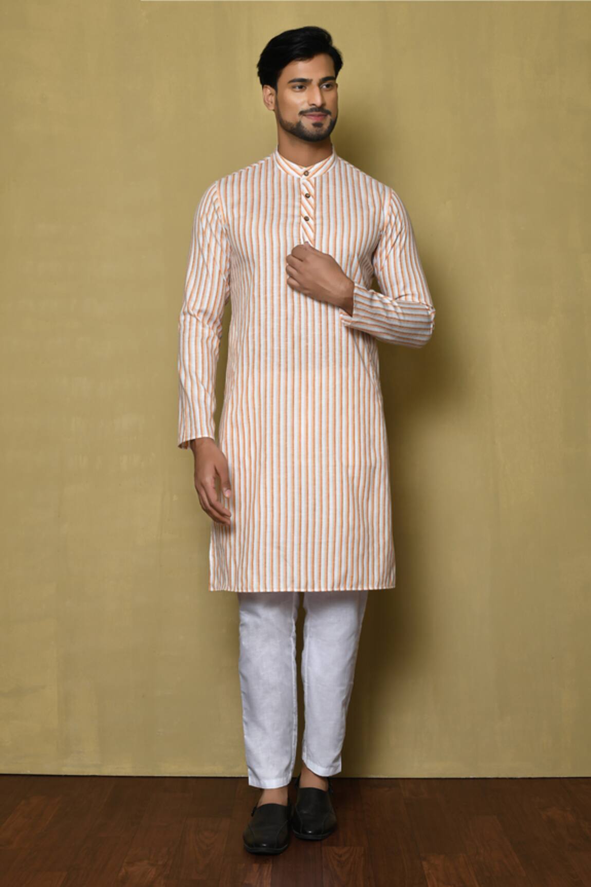 Arihant Rai Sinha Full Sleeve Vertical Stripe Pattern Kurta