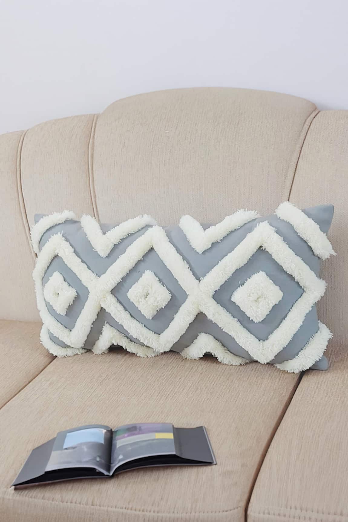 Throwpillow Tufted Fringe Cushion Cover Single Pc