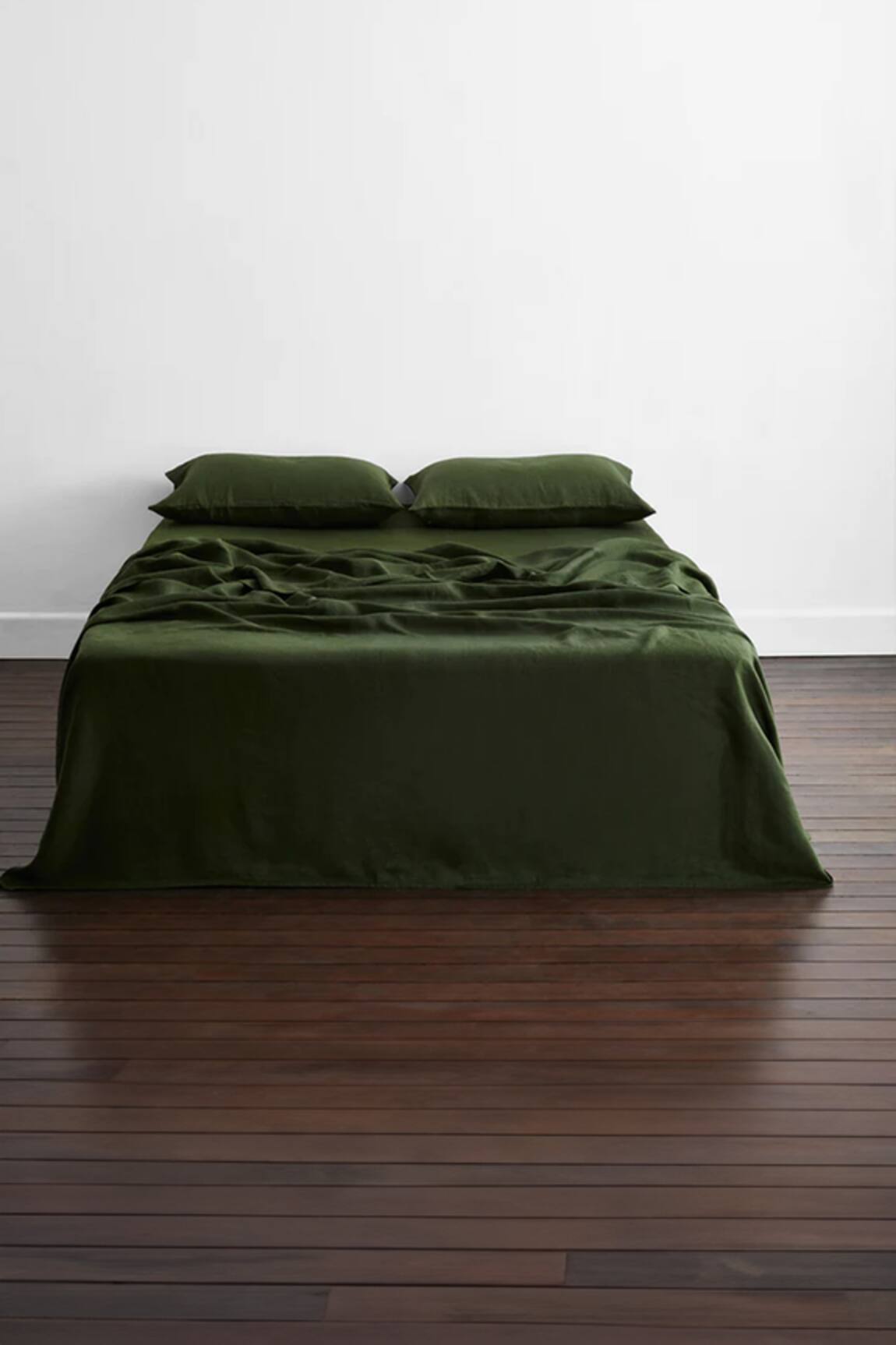 Thread Connect Plain Linen Bedsheet Set