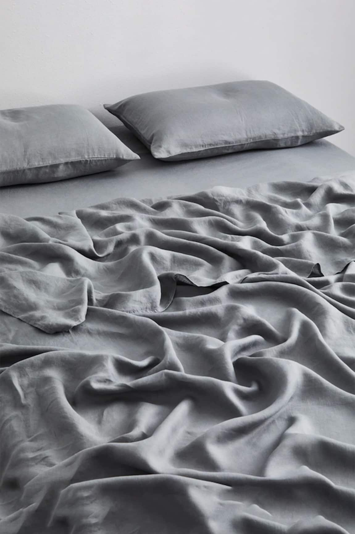 Thread Connect Plain Pure Linen Fitted Bedsheet Set