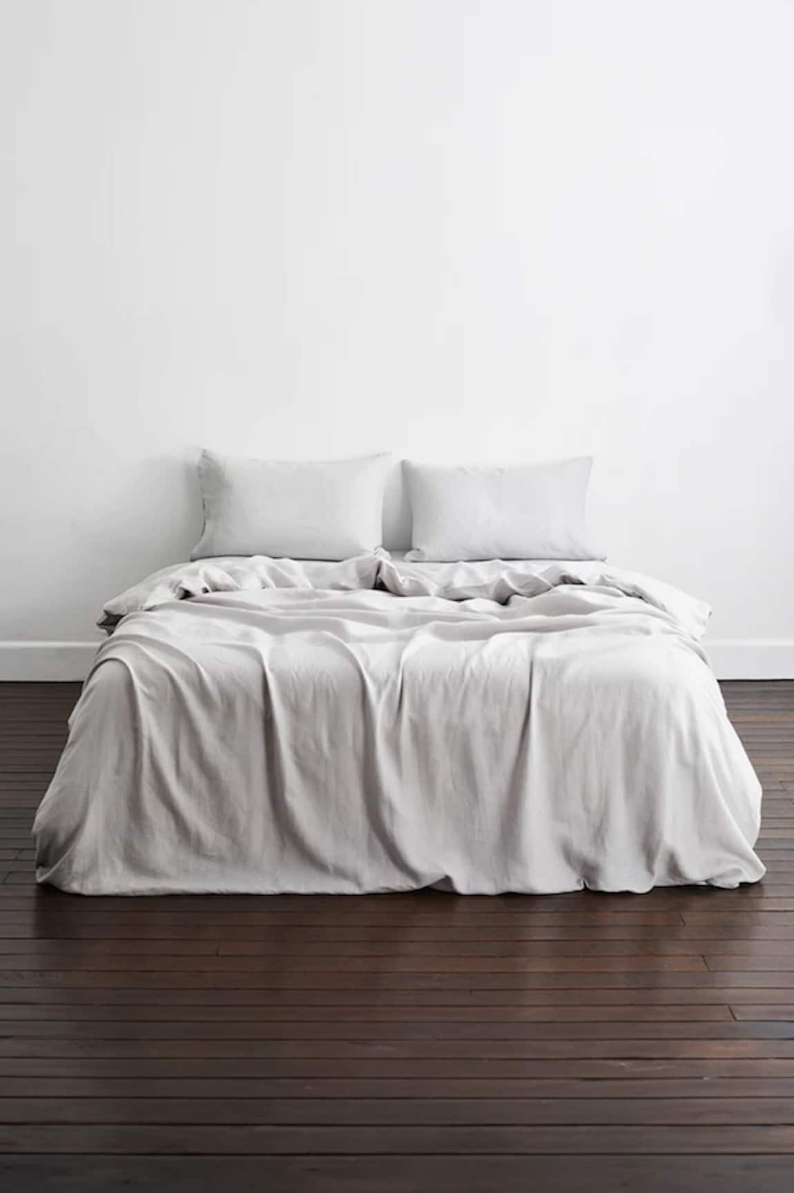 Thread Connect Plain Linen Duvet Cover Set