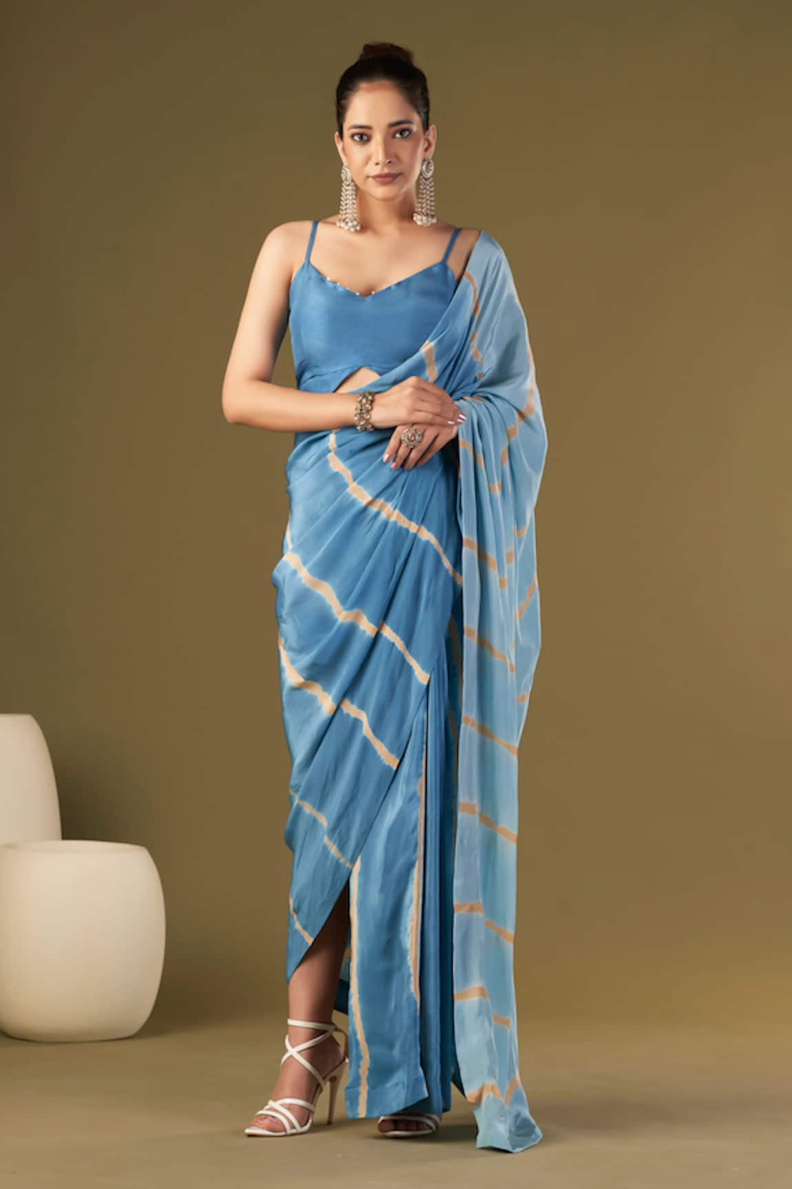 AFFROZ Tie Dye Pre-Draped Saree With Blouse