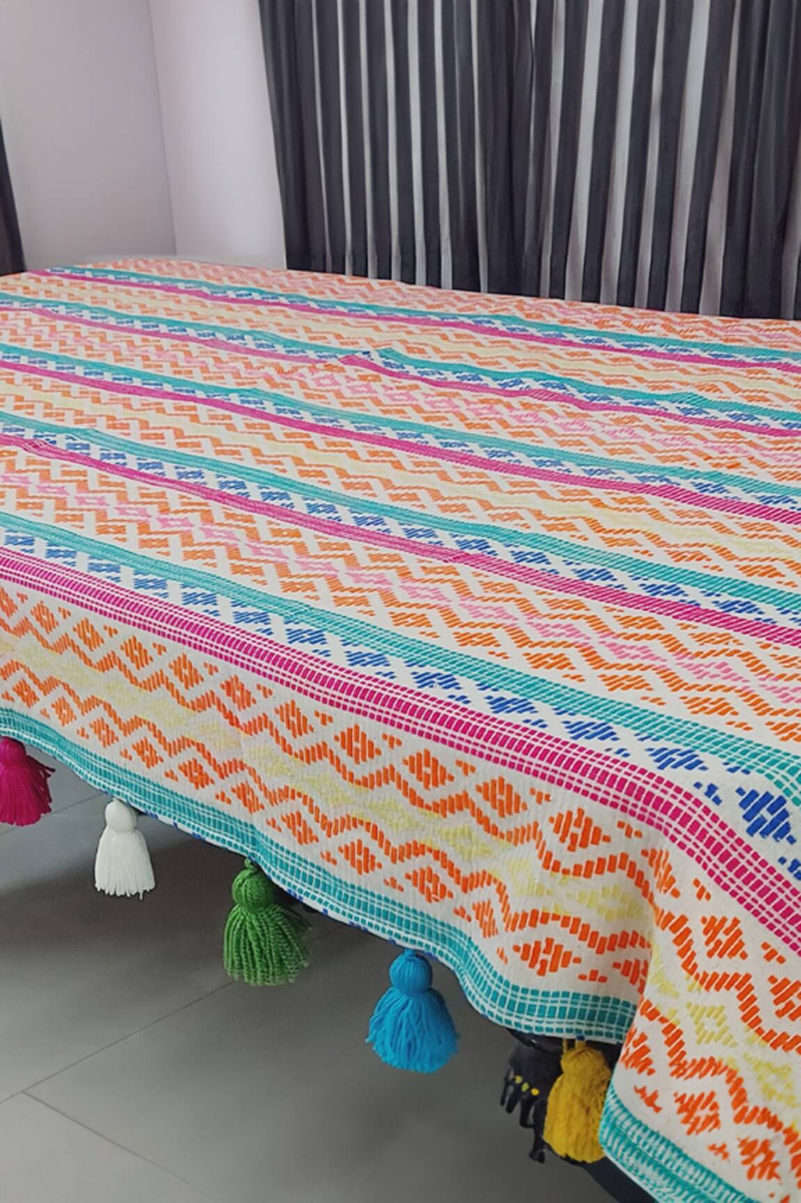 Throwpillow Cotton Printed Table Cover