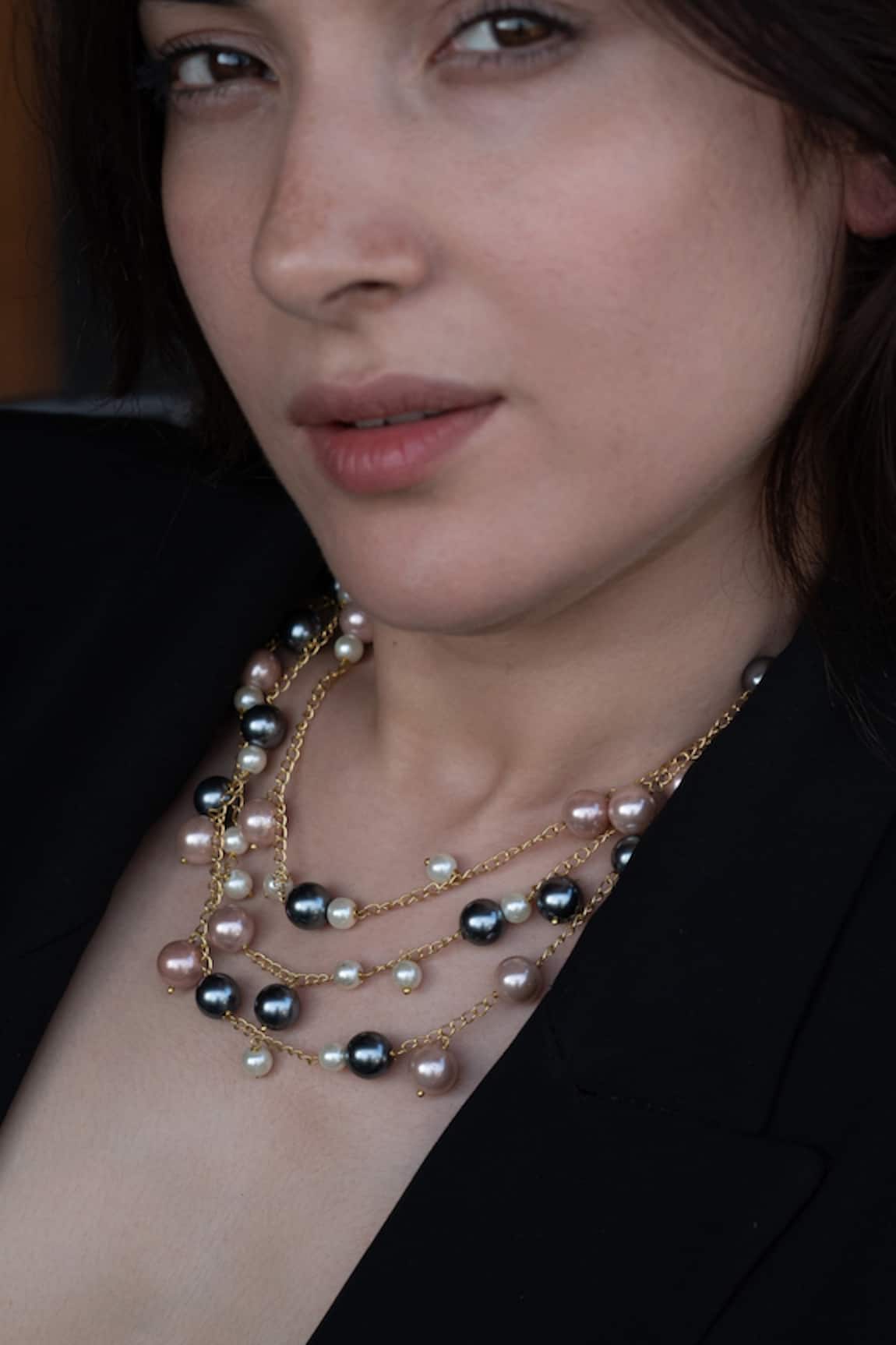 Do Taara Pearl Embellished Layered Necklace