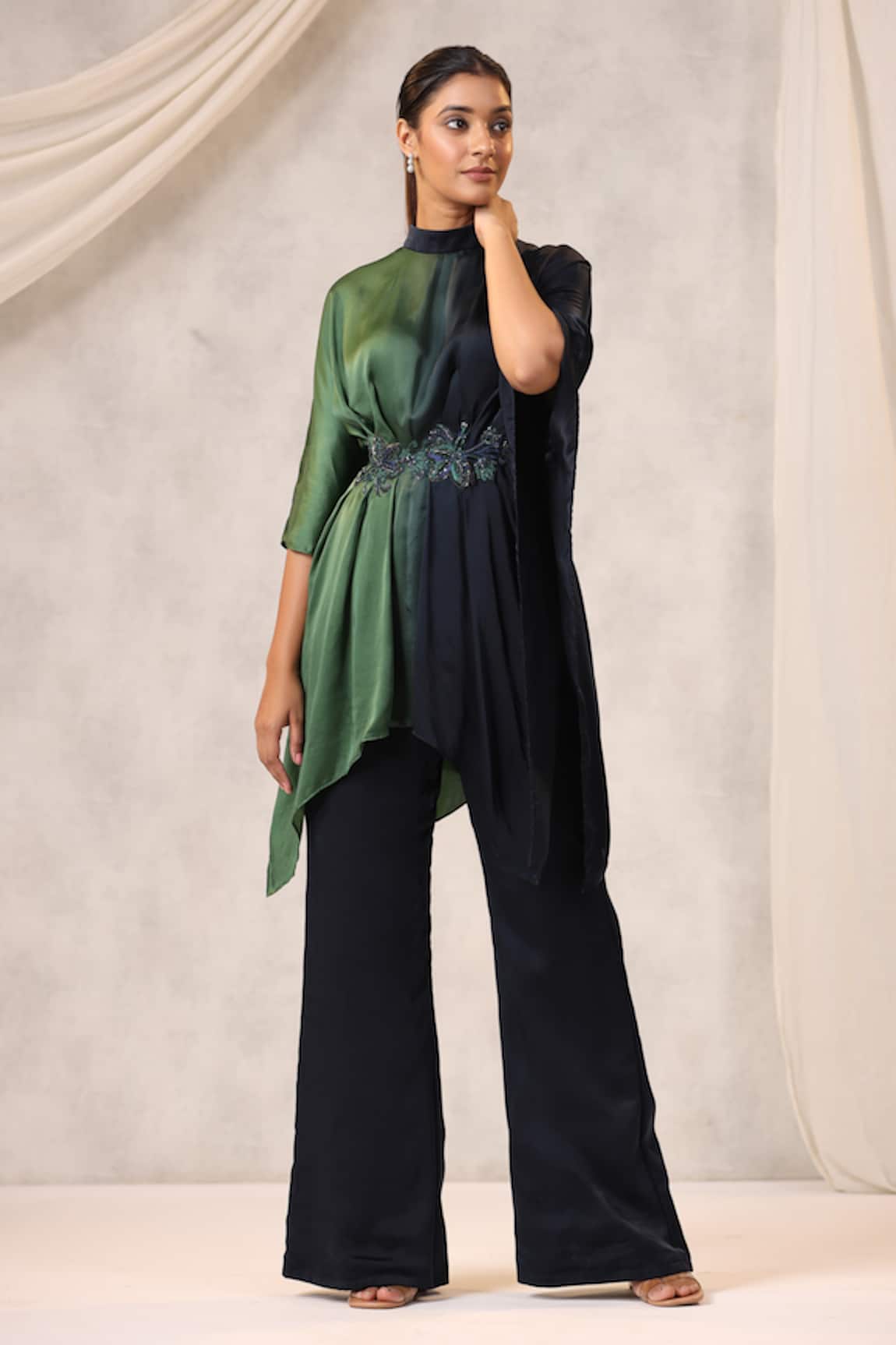 K-Anshika Floral Embroidered Gathered Tunic & Pant Set 