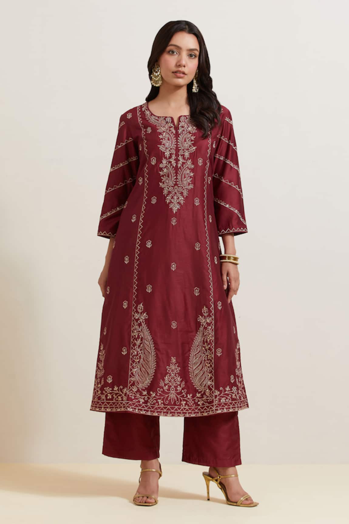 Priya Chaudhary Floral Embroidered Kurta & Pant Set