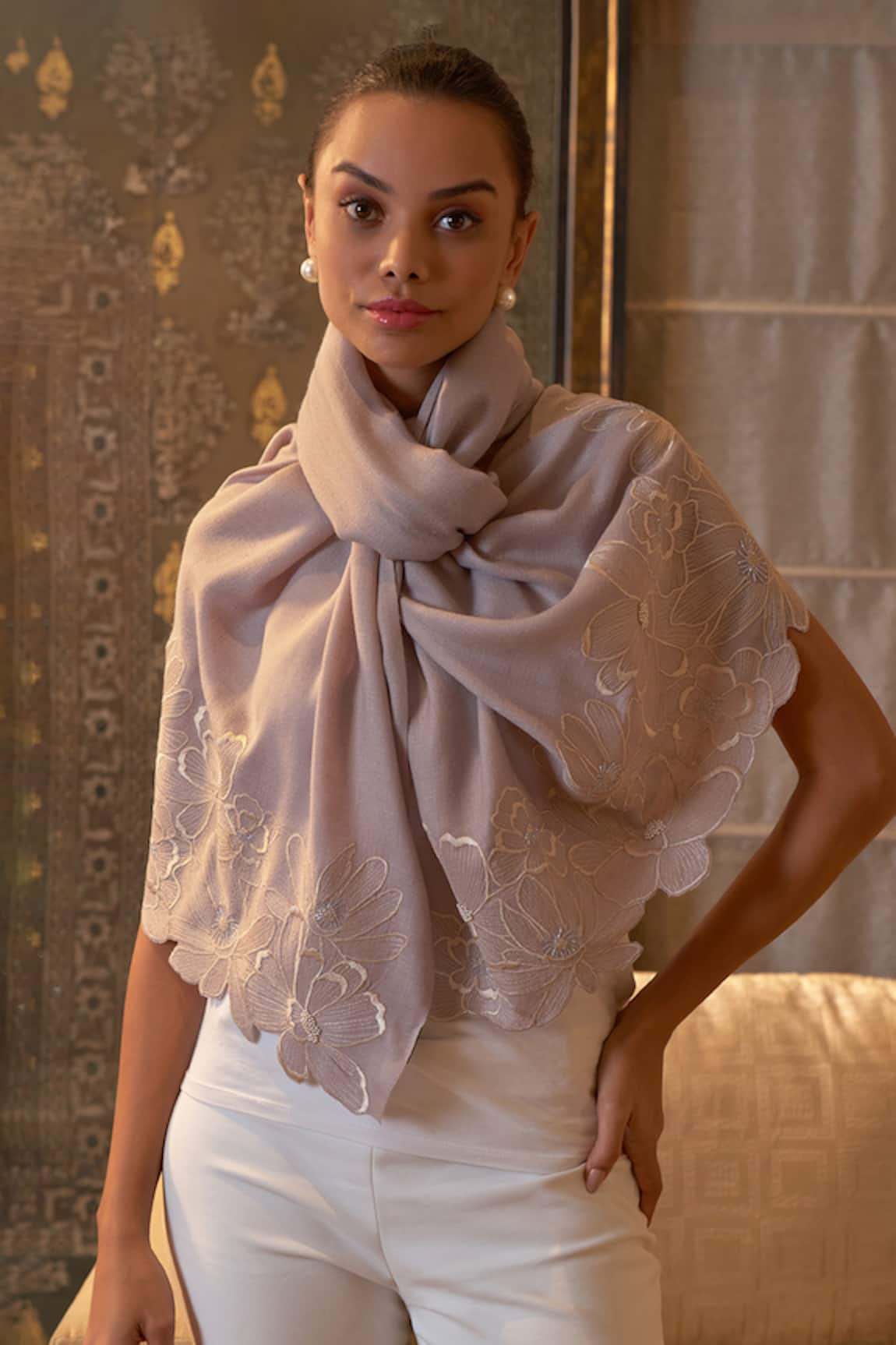 MAULI CASHMERE Magnolia Bloom Embroidered Stole