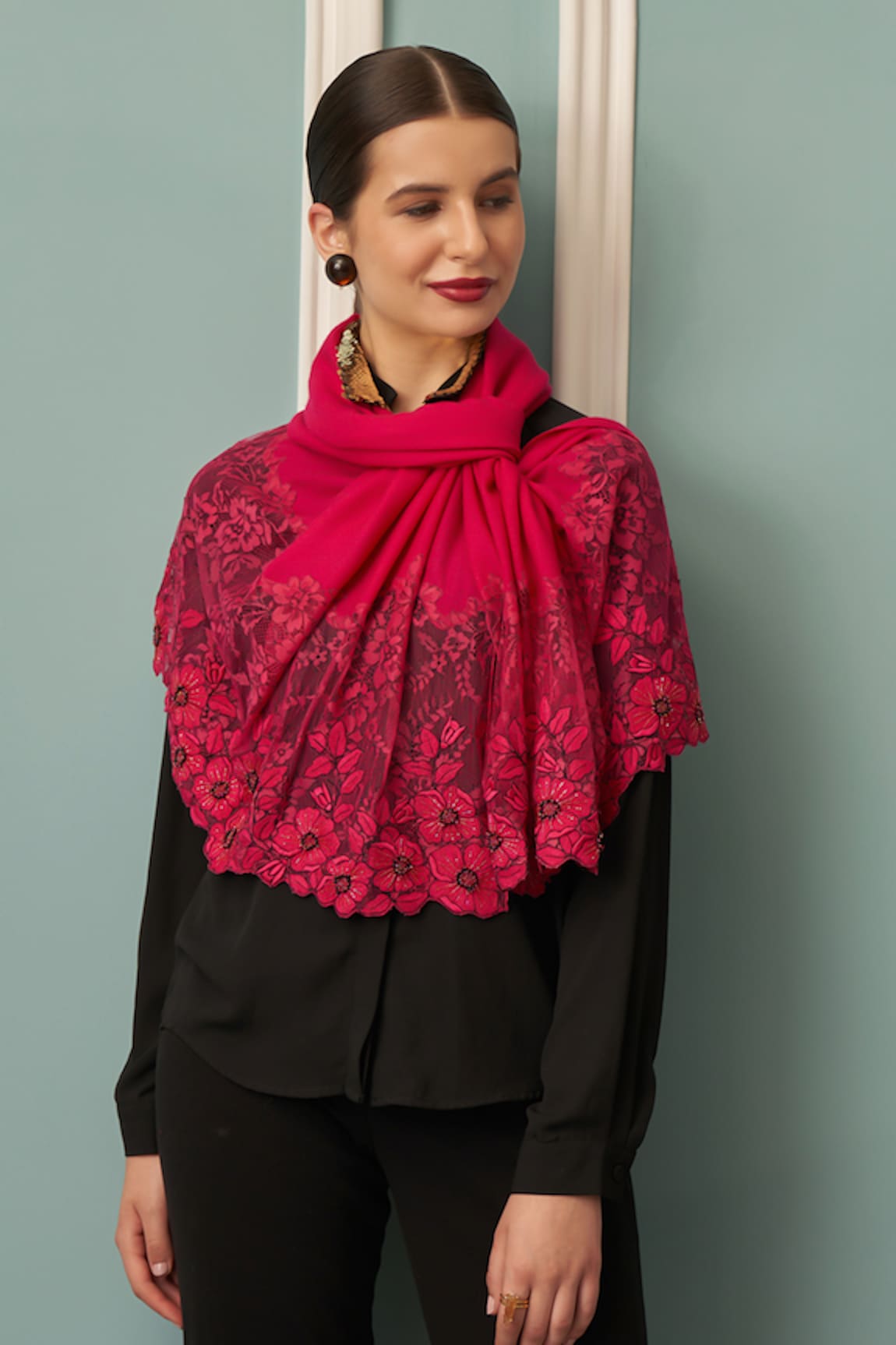 MAULI CASHMERE Floral Embroidered Stole