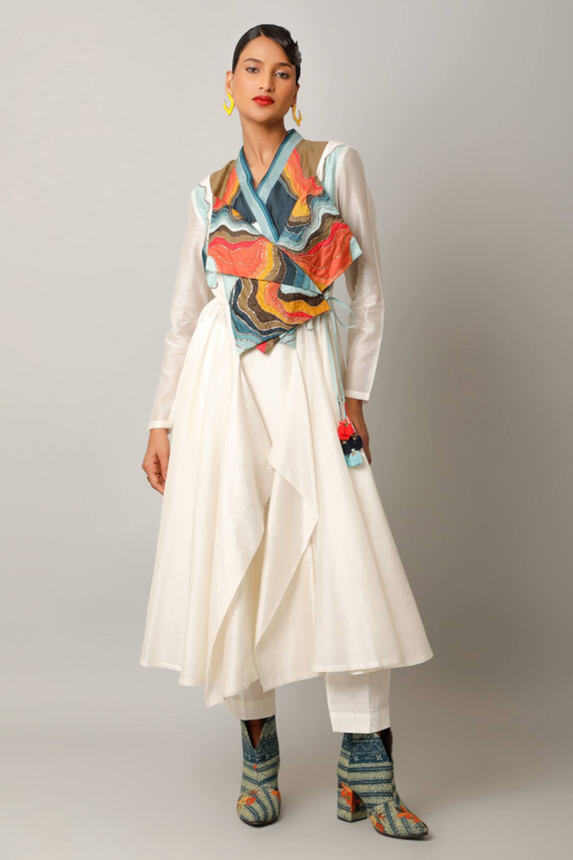 Jajaabor Embroidered Panelled Yoke Angarkha & Pant Set 