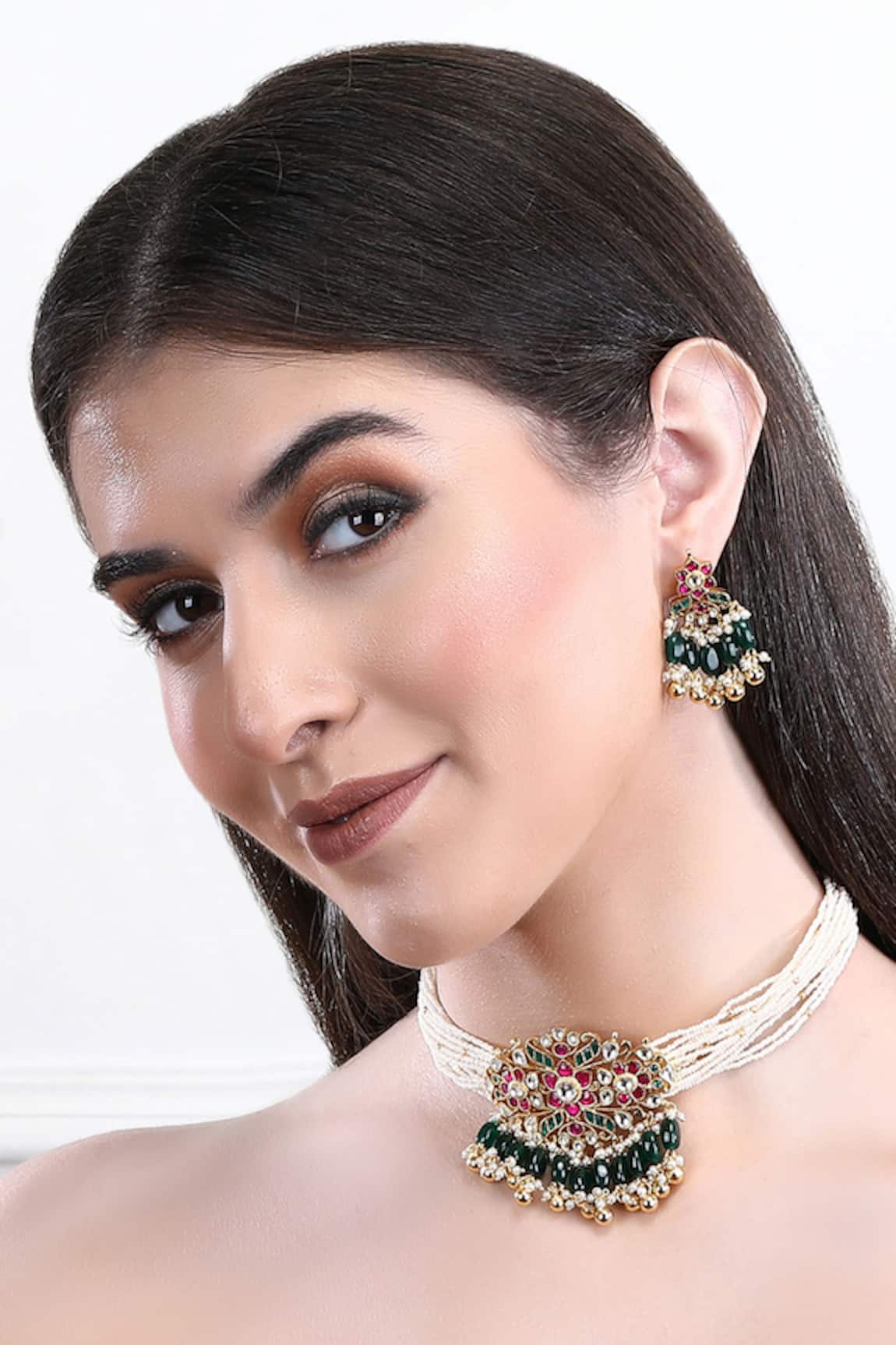 Auraa Trends Kundan Studded Pendant Choker Set 