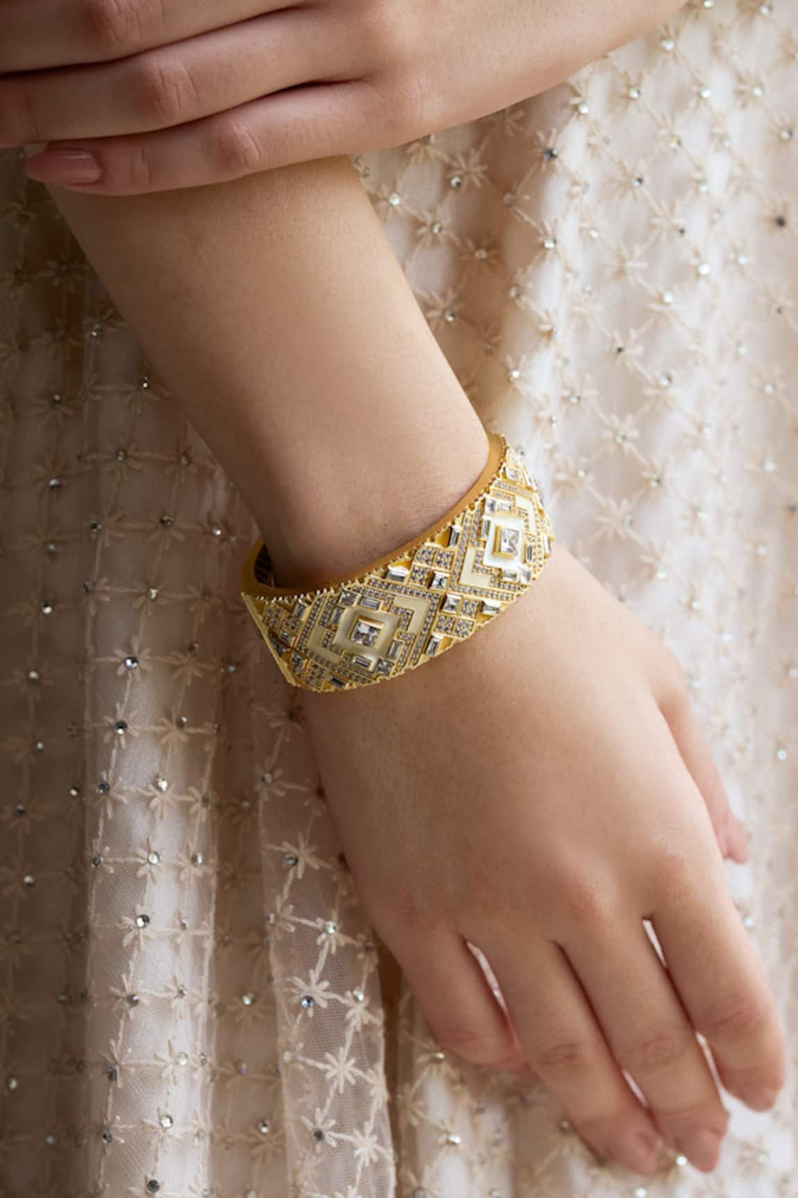 Aulerth X JJ Valaya Amelia Geometric Cut Work Bangle 