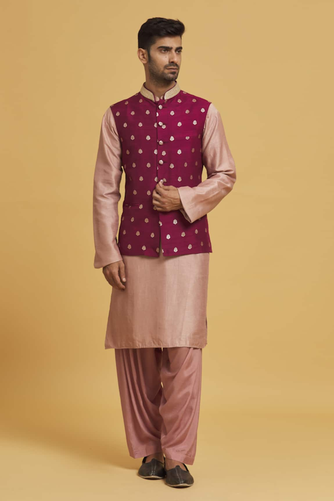 Seirra Thakur Applique Embroidered Nehru Jacket