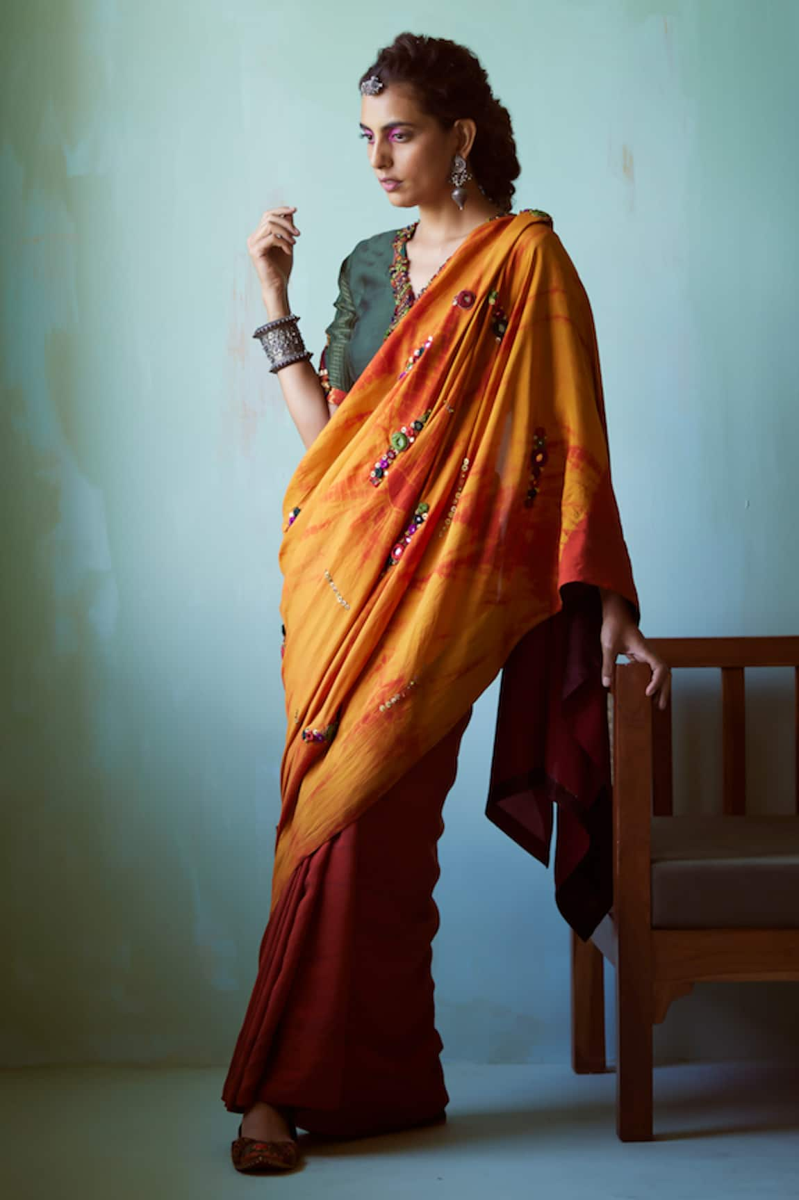 Medha Tie-Dye Pattern Saree With Blouse