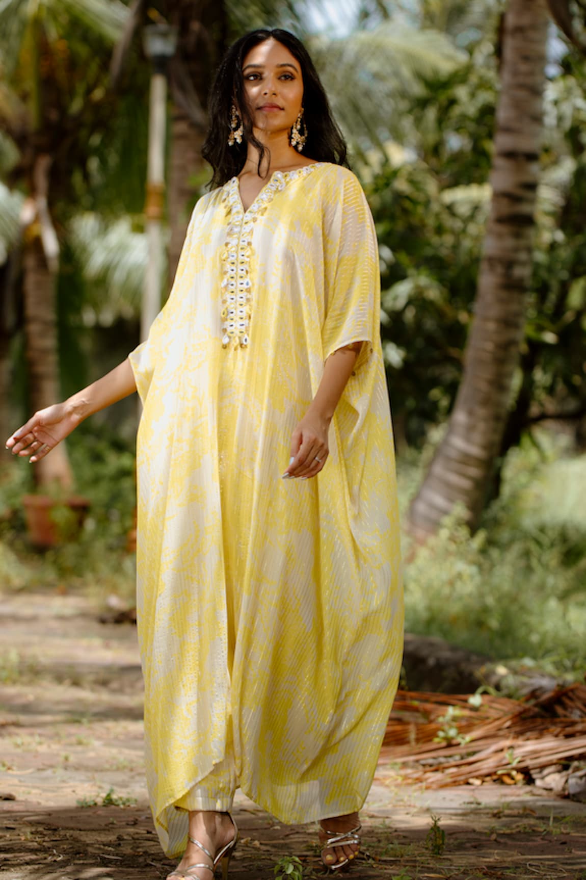 Vana Ethnics Mirror Embroidered Placket Kaftan With Pant