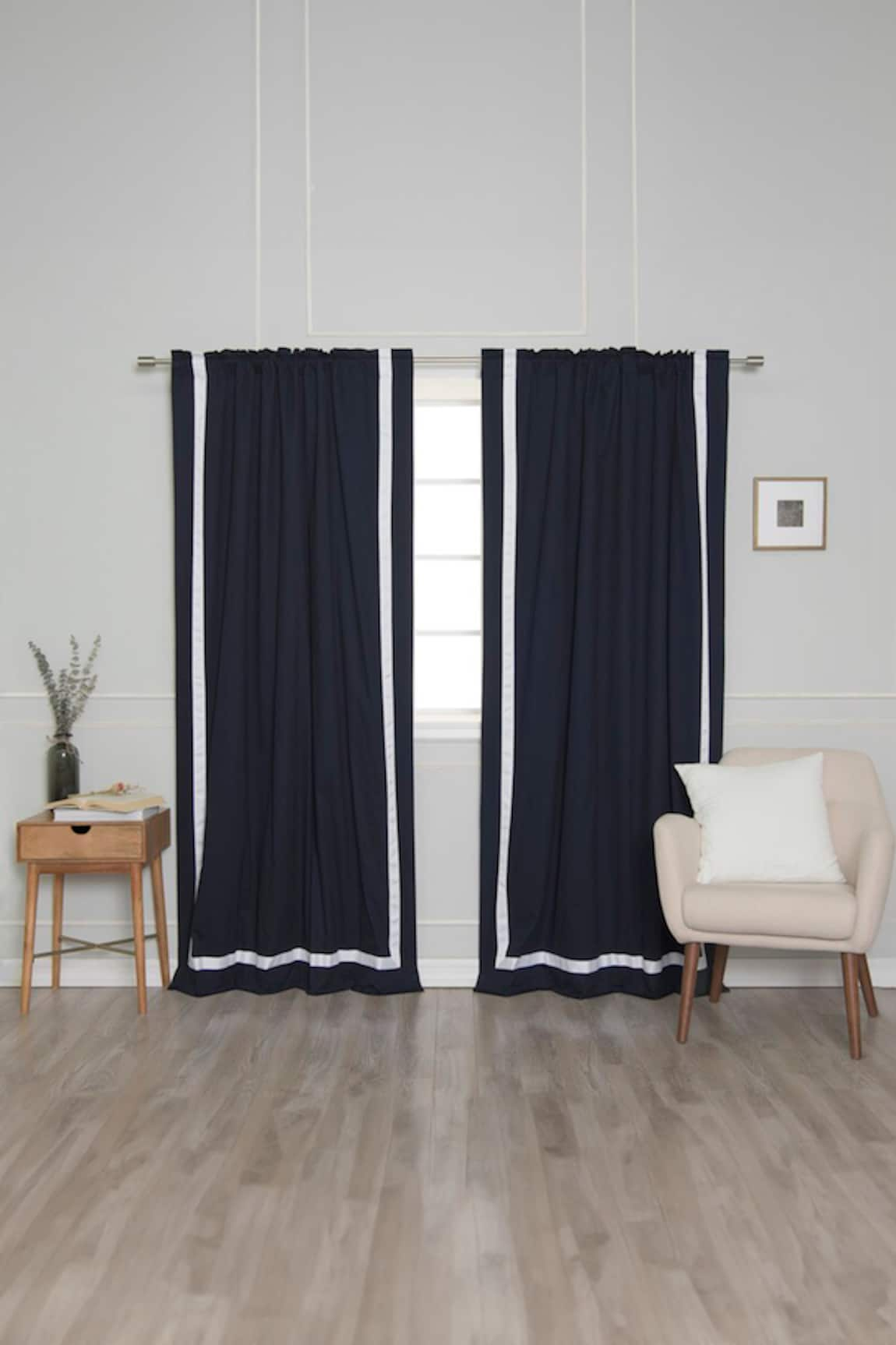 Throwpillow Kylen Ribbon Border Dark Curtains - Set of 2