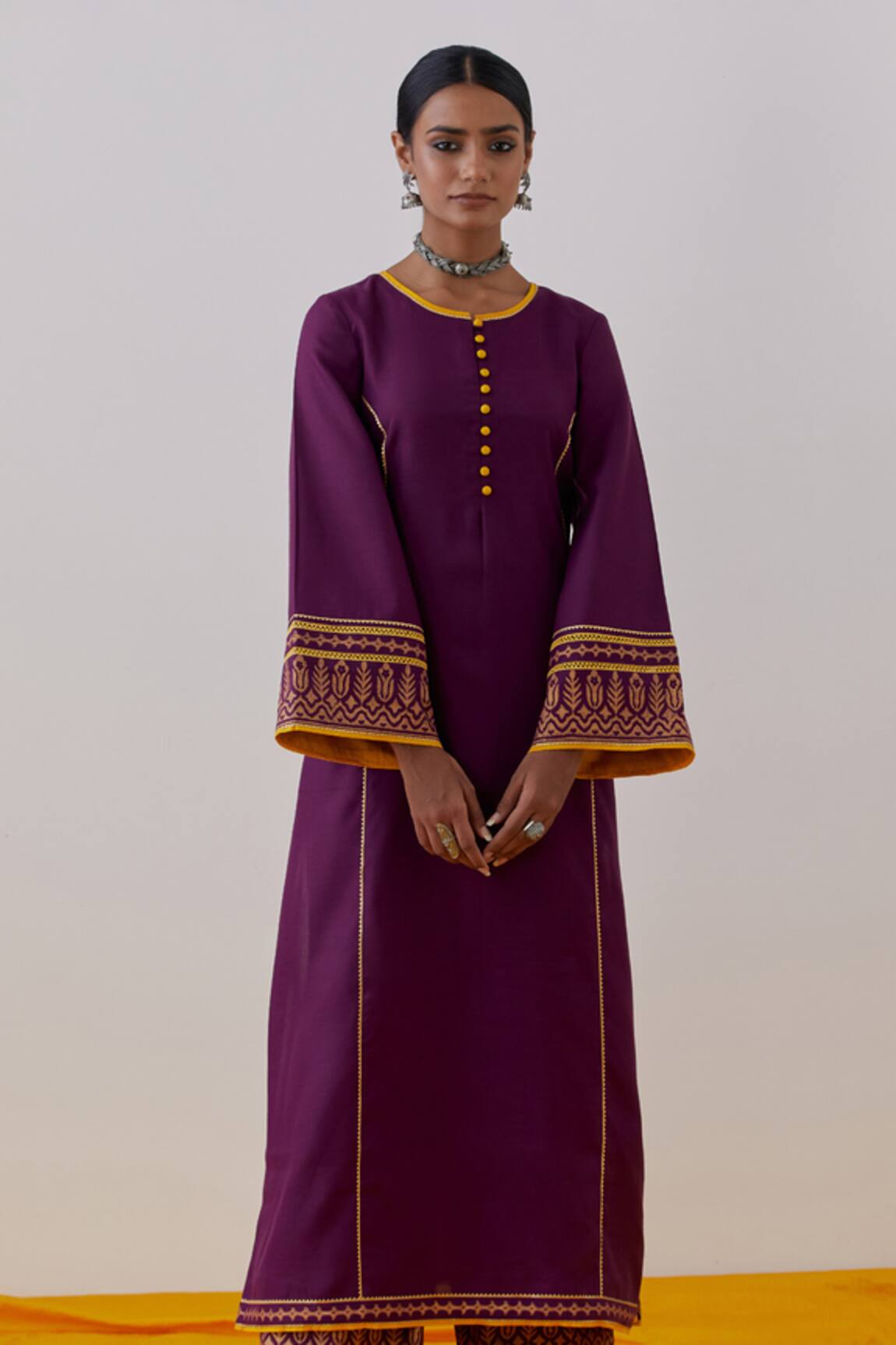 TIC Beas Gota Lace Embellished Straight Kurta