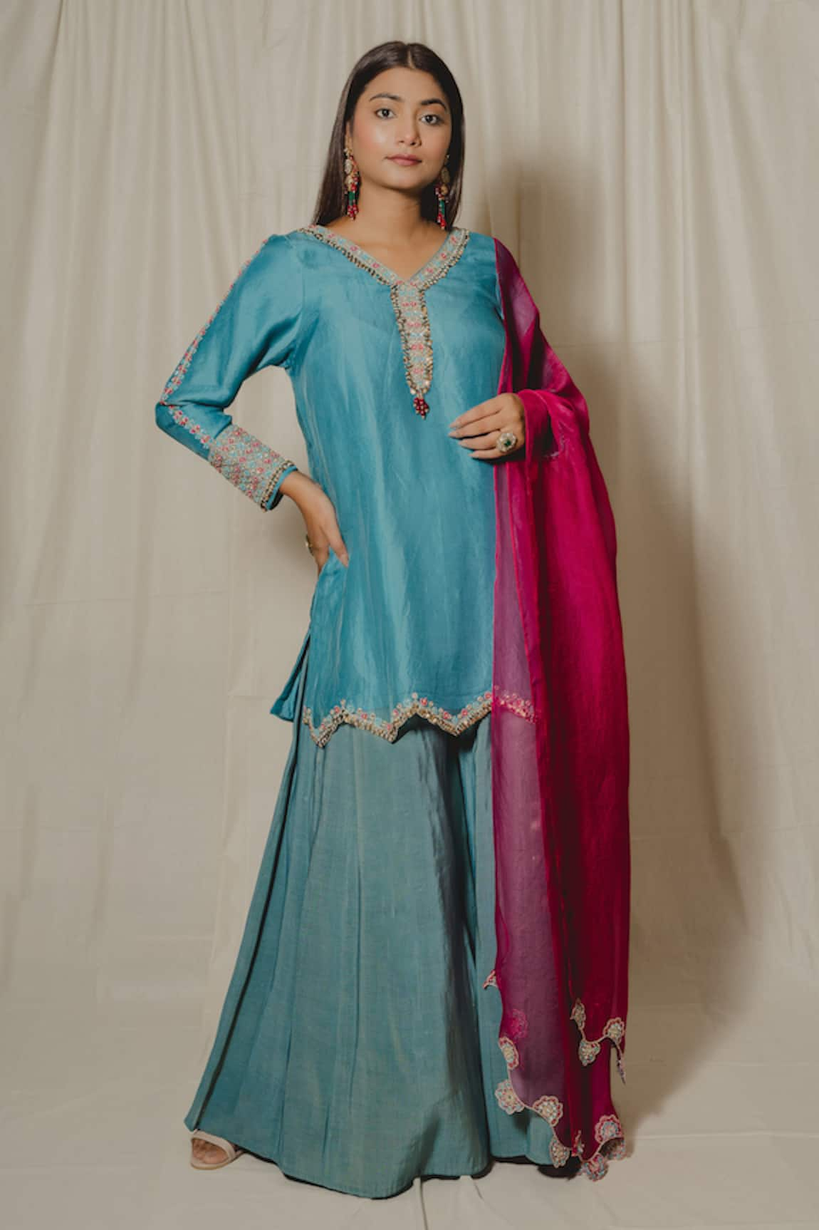 SHINOR Silk Organza Embroidered Kurta Set