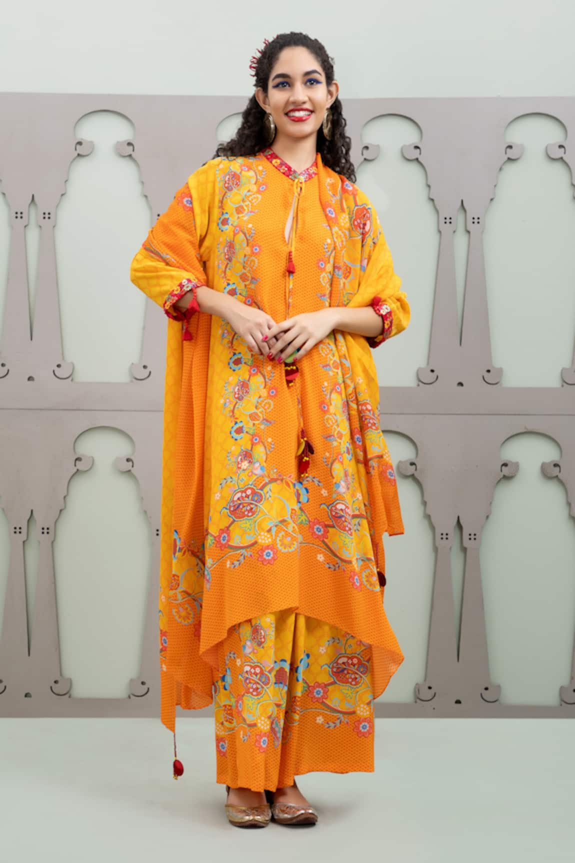 Lila Floral Jaal Pattern Kurta Pant Set