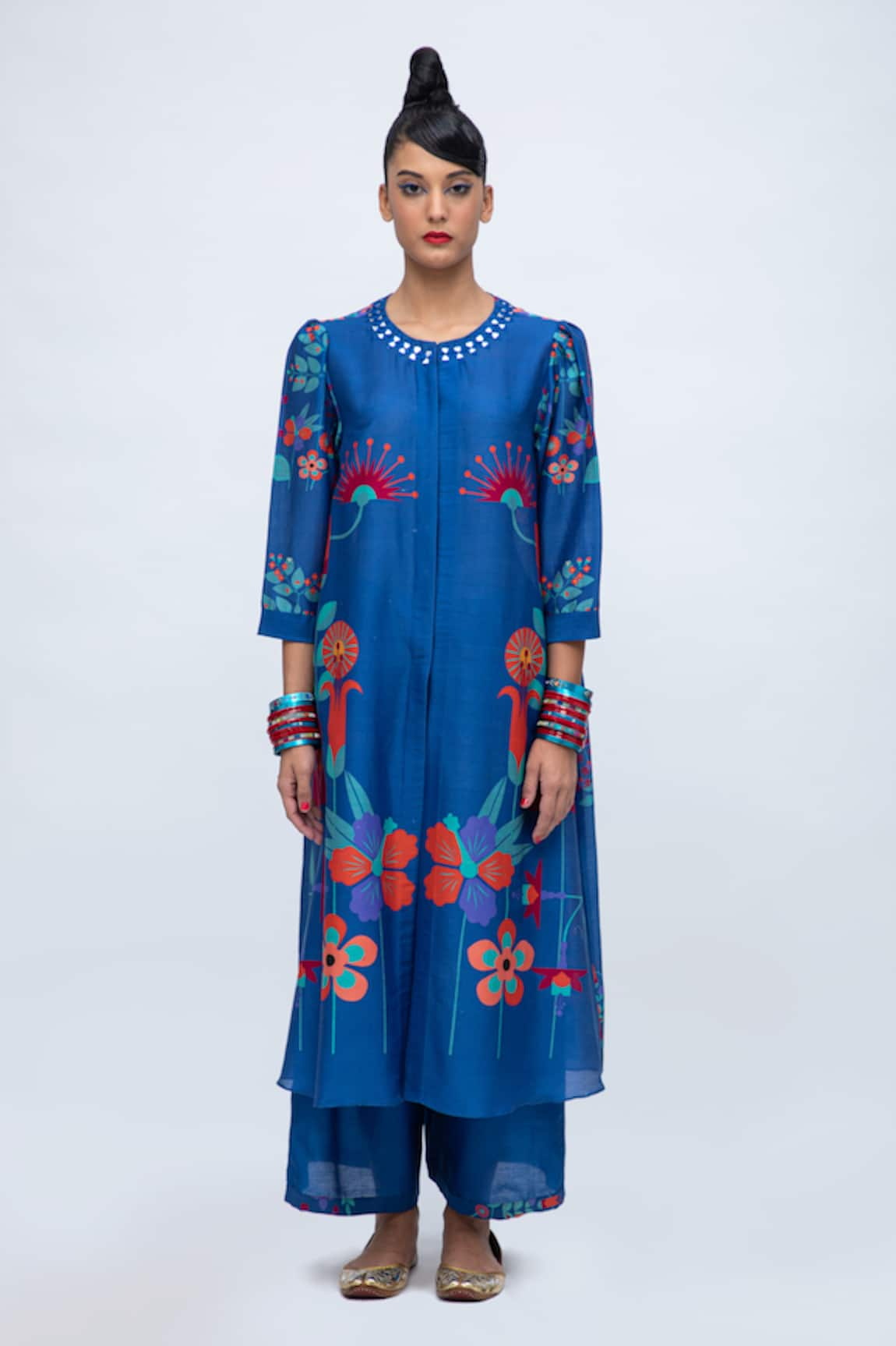 Lila Cheema Floral Print Straight Kurta & Pant Set