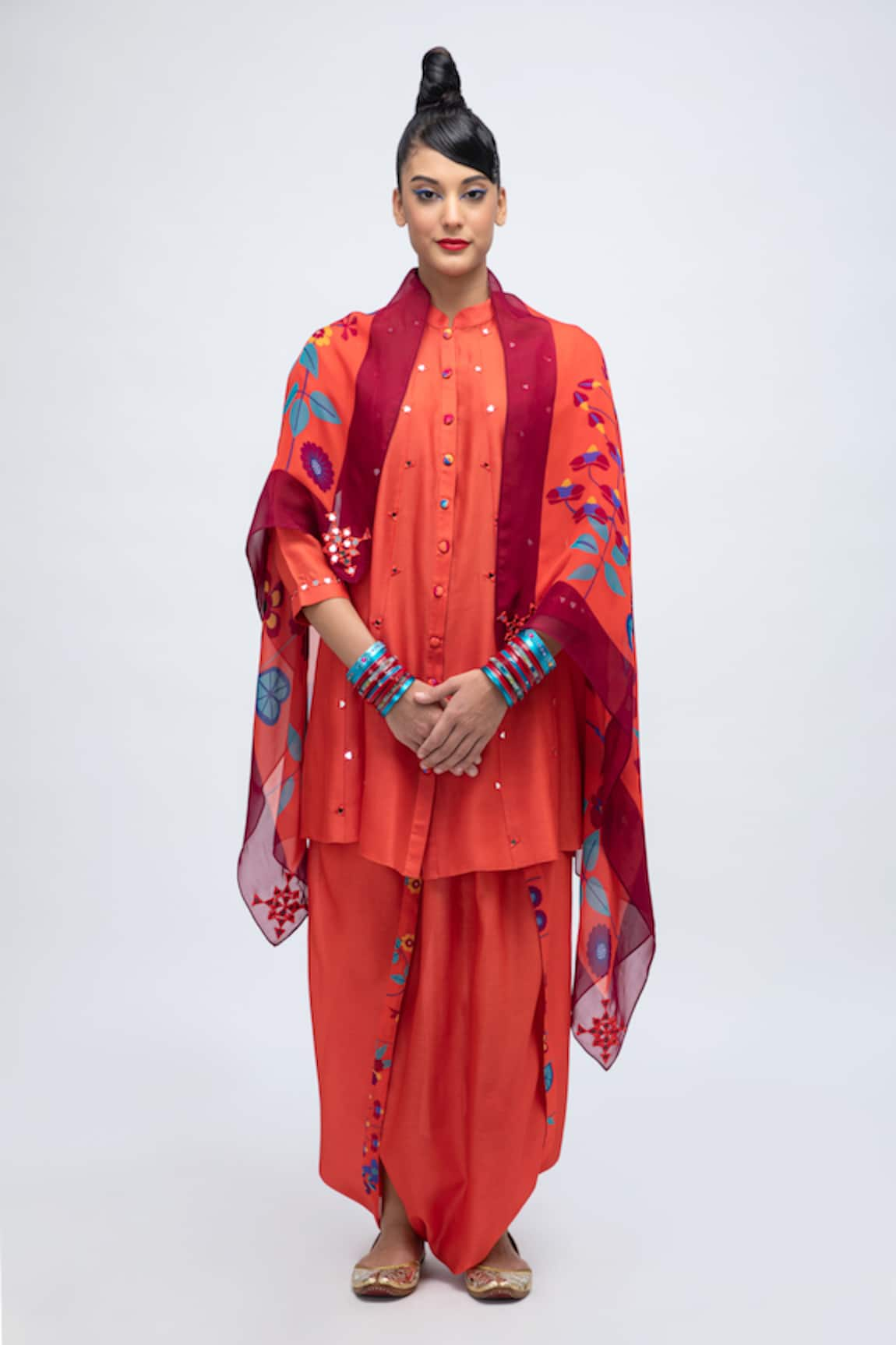 Lila Dia Mirror Embroidered Kurta Pant Set