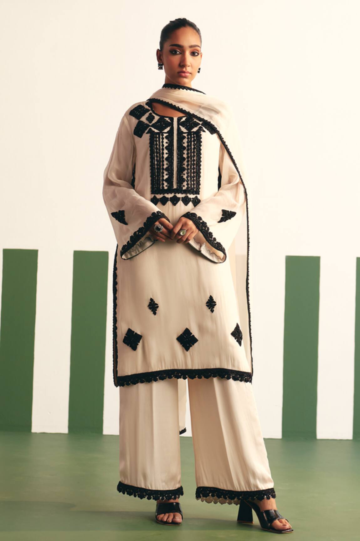 Reeti Arneja - Theklub Irina Geometric Embroidered Kurta Palazzo Set