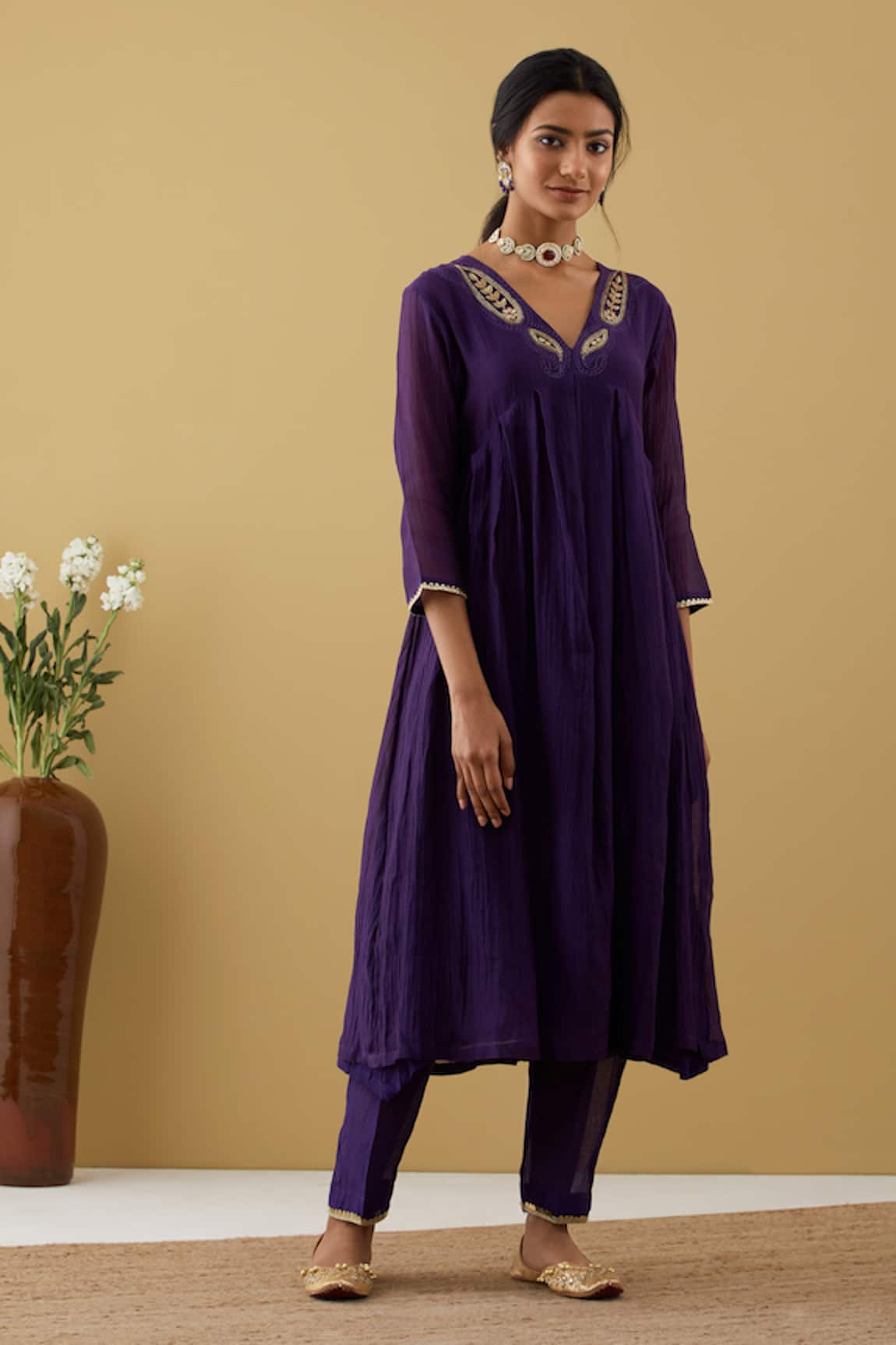 Tashee Chanderi Neckline Embroidered Kurta & Pant Set