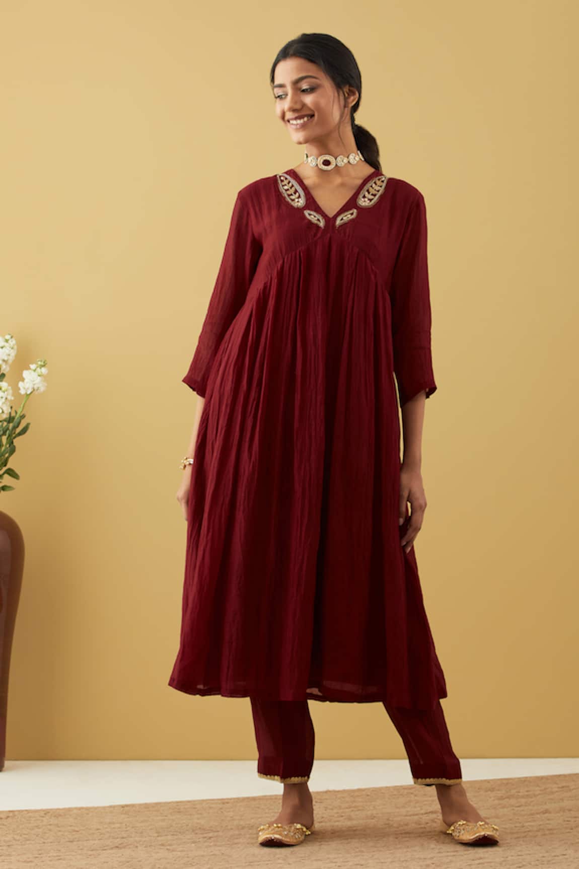 Tashee Chanderi Neckline Embroidered Kurta & Pant Set