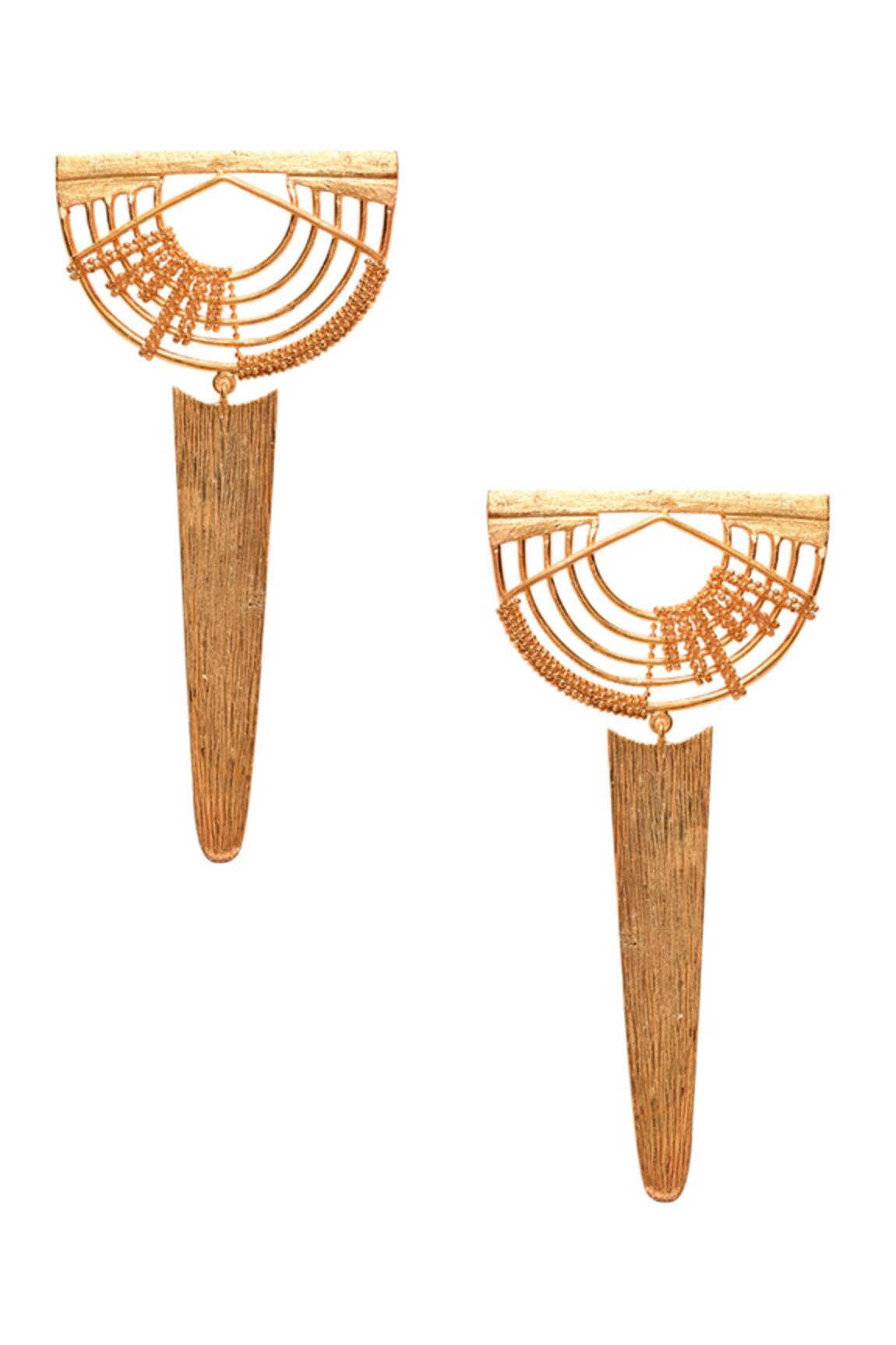 Itrana Textured Pattern Earrings