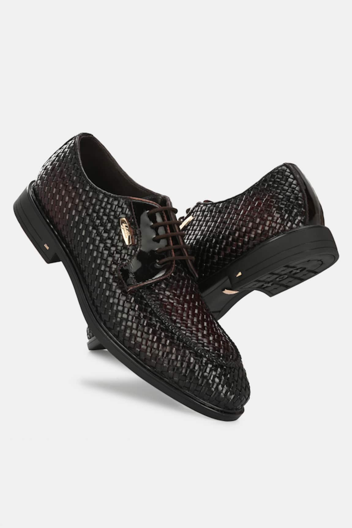 Lafattio Textured Shoes