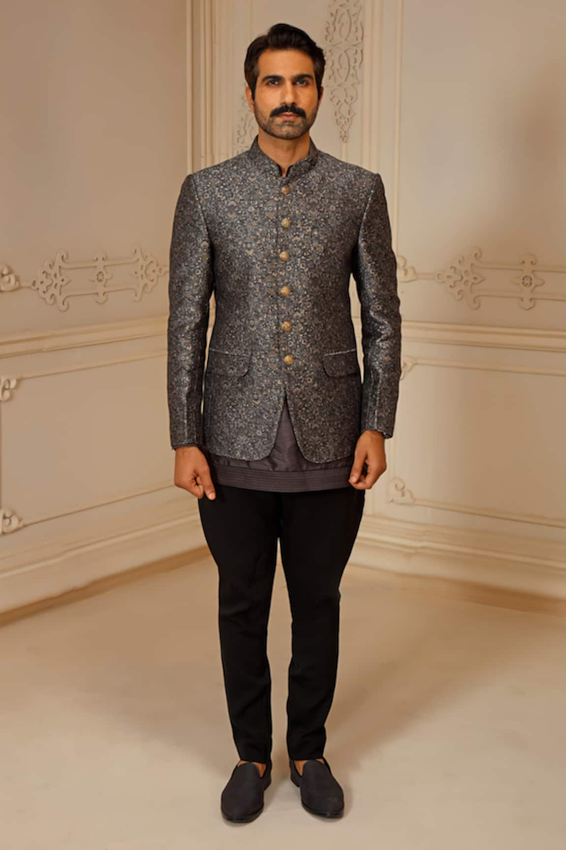 Vanshik Gardenia Jodhpuri Bandhgala With Kurta