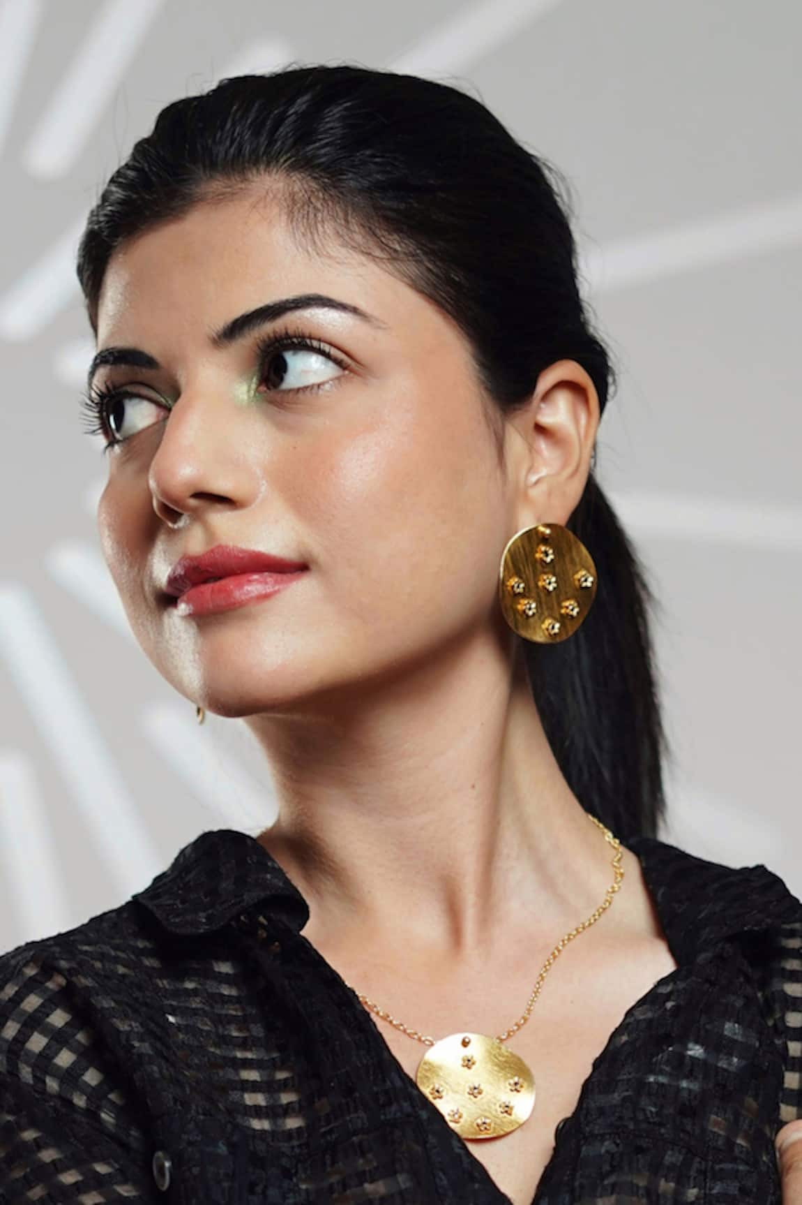 Totapari Flower Garden Pendant Necklace Set