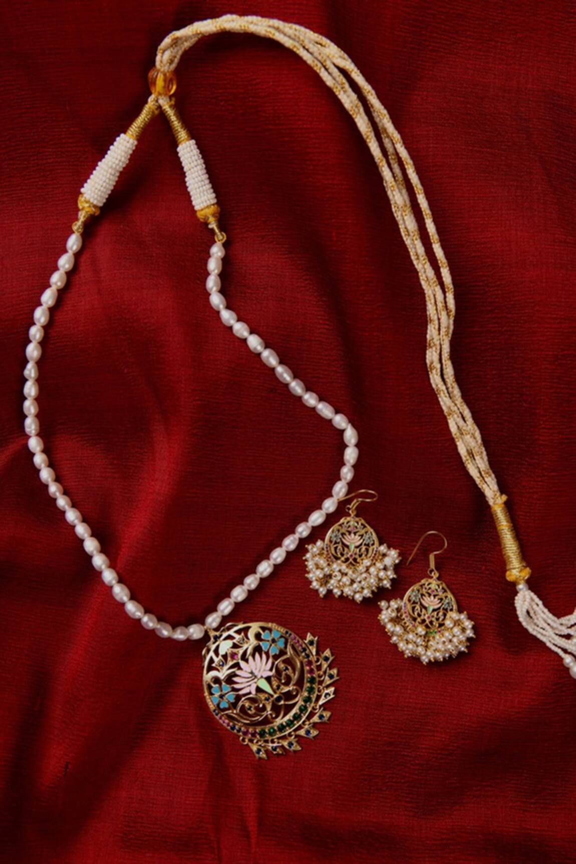 Totapari Amrita Floral Enamelled Pendant Necklace Set
