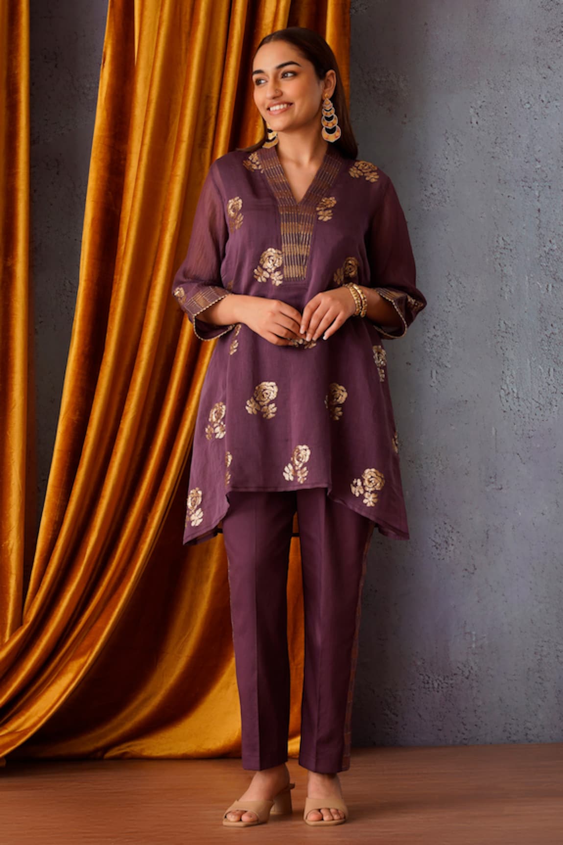 OMI Embroidered Tapered Tunic Pant Set