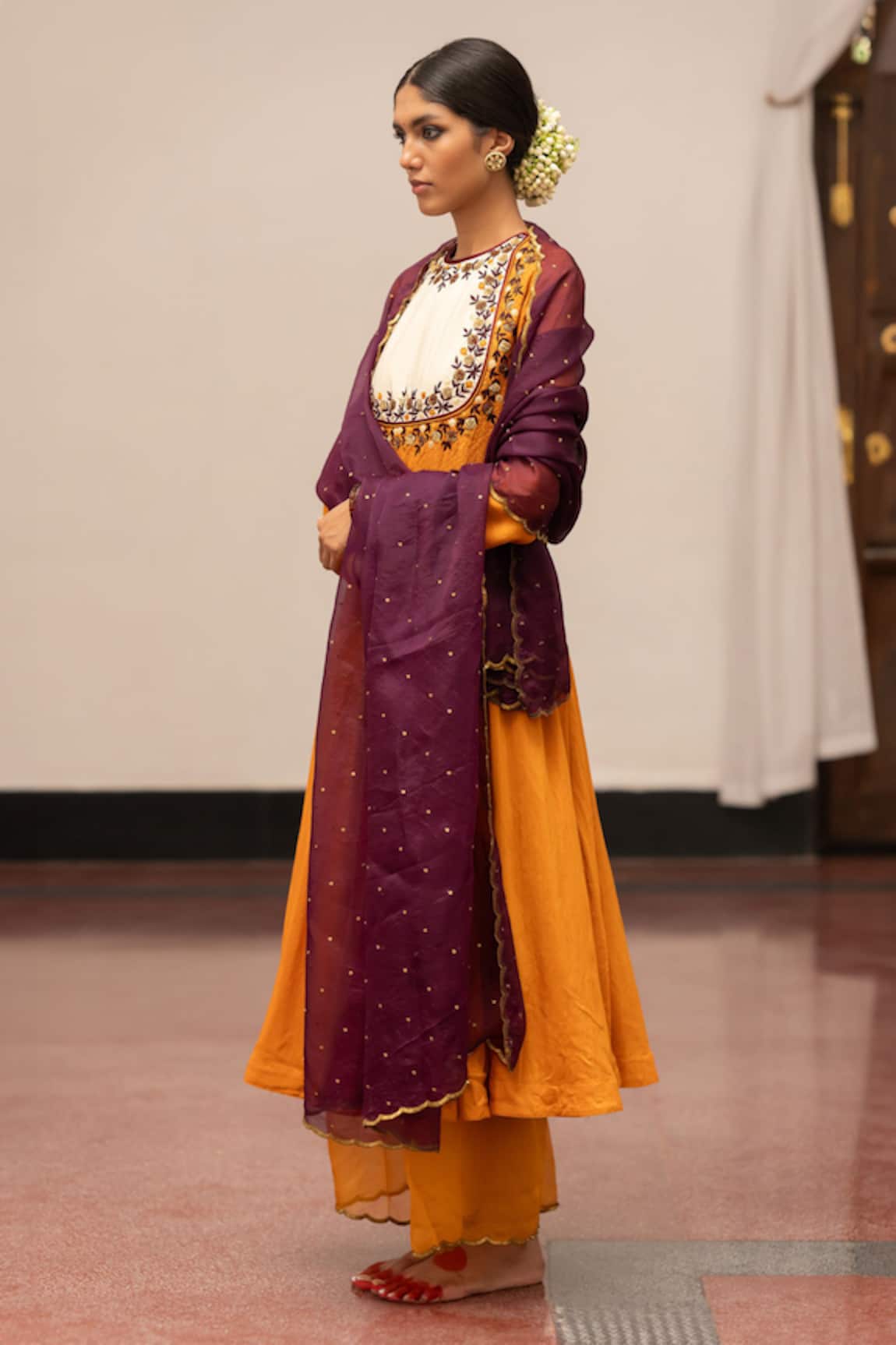 Mimamsaa Pitambara Scallop Border Embroidered Dupatta