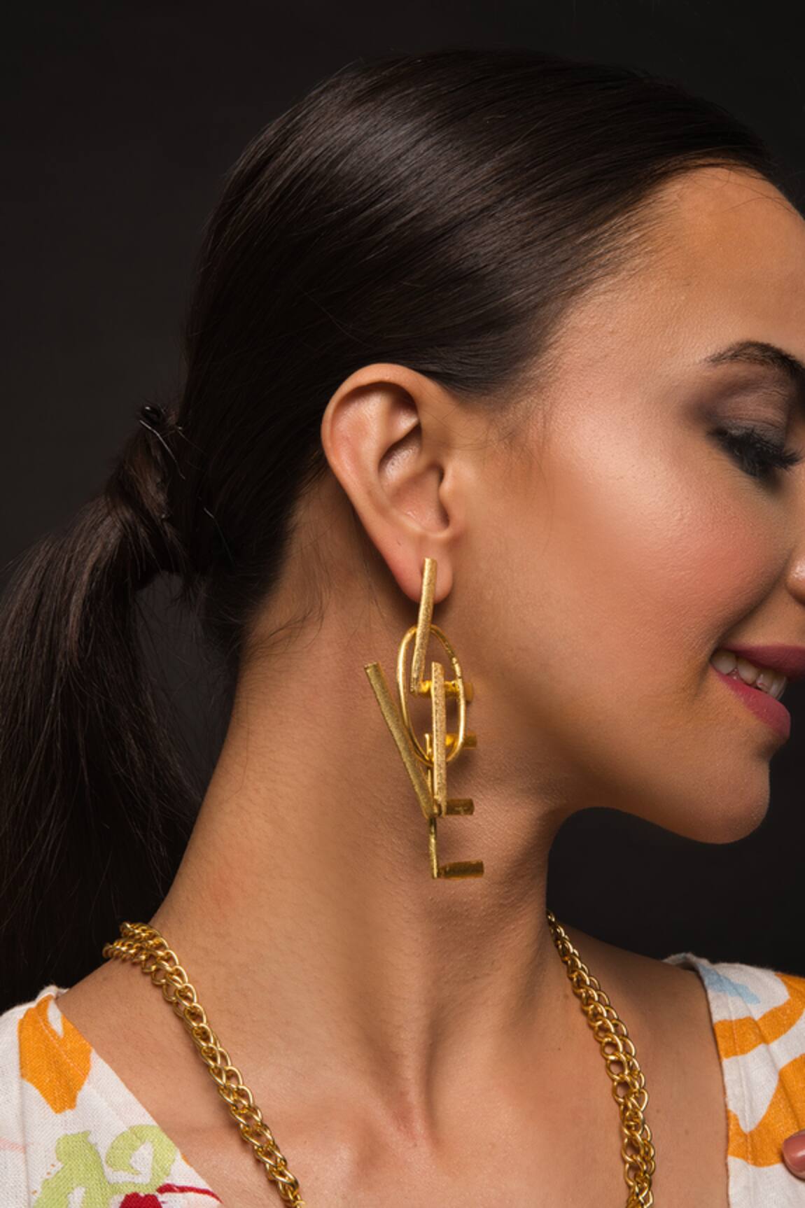 Queens Jewels Tessa Love Carved Cutwork Earrings 