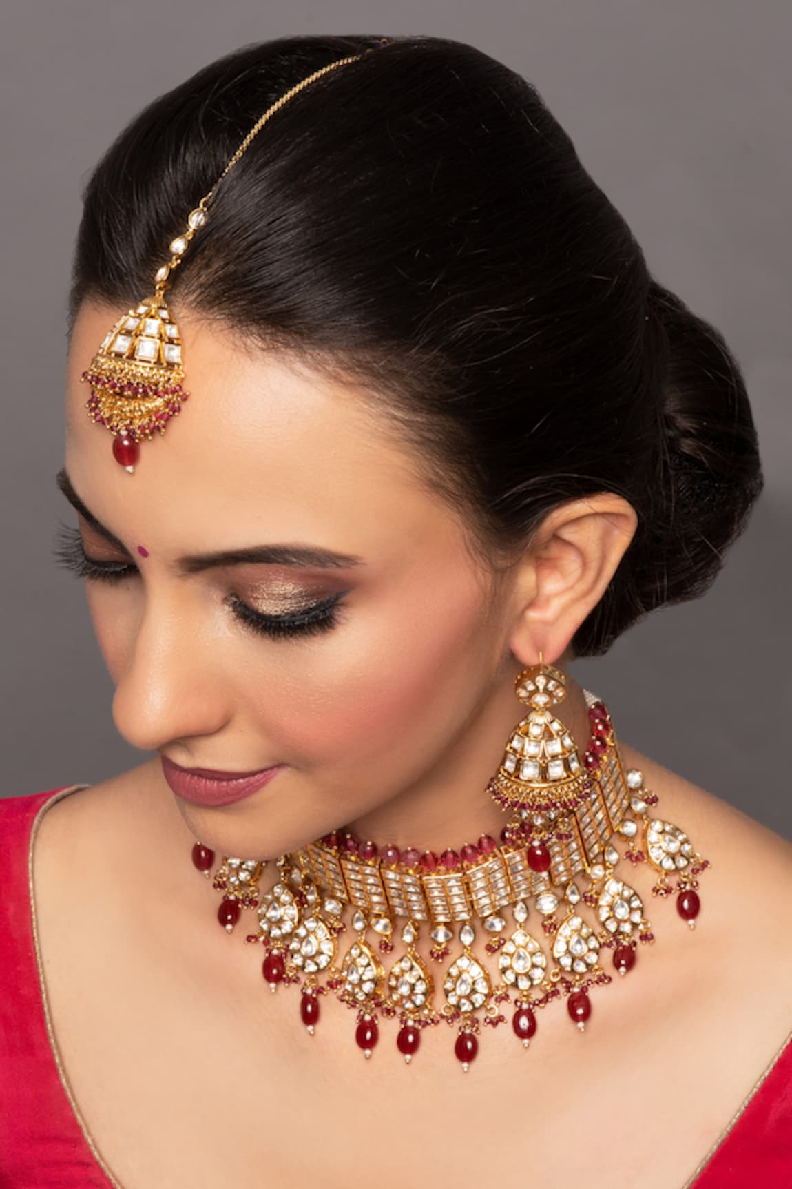 Queens Jewels Kundan Embellished Jewellery Set