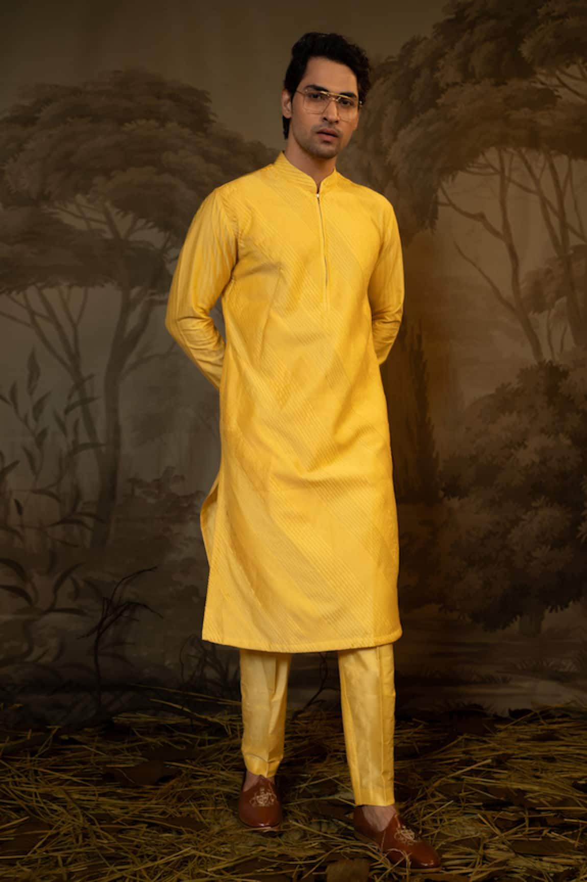 Darshika Menswear Stripe Embroidered Kurta With Pant